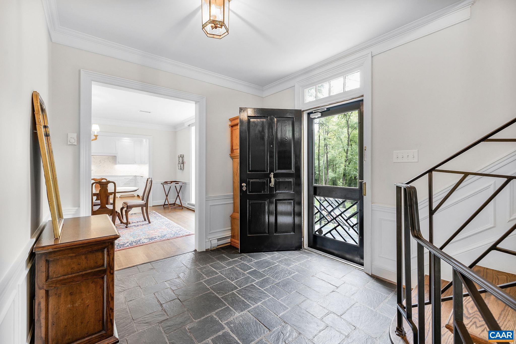 311 EDNAM DR