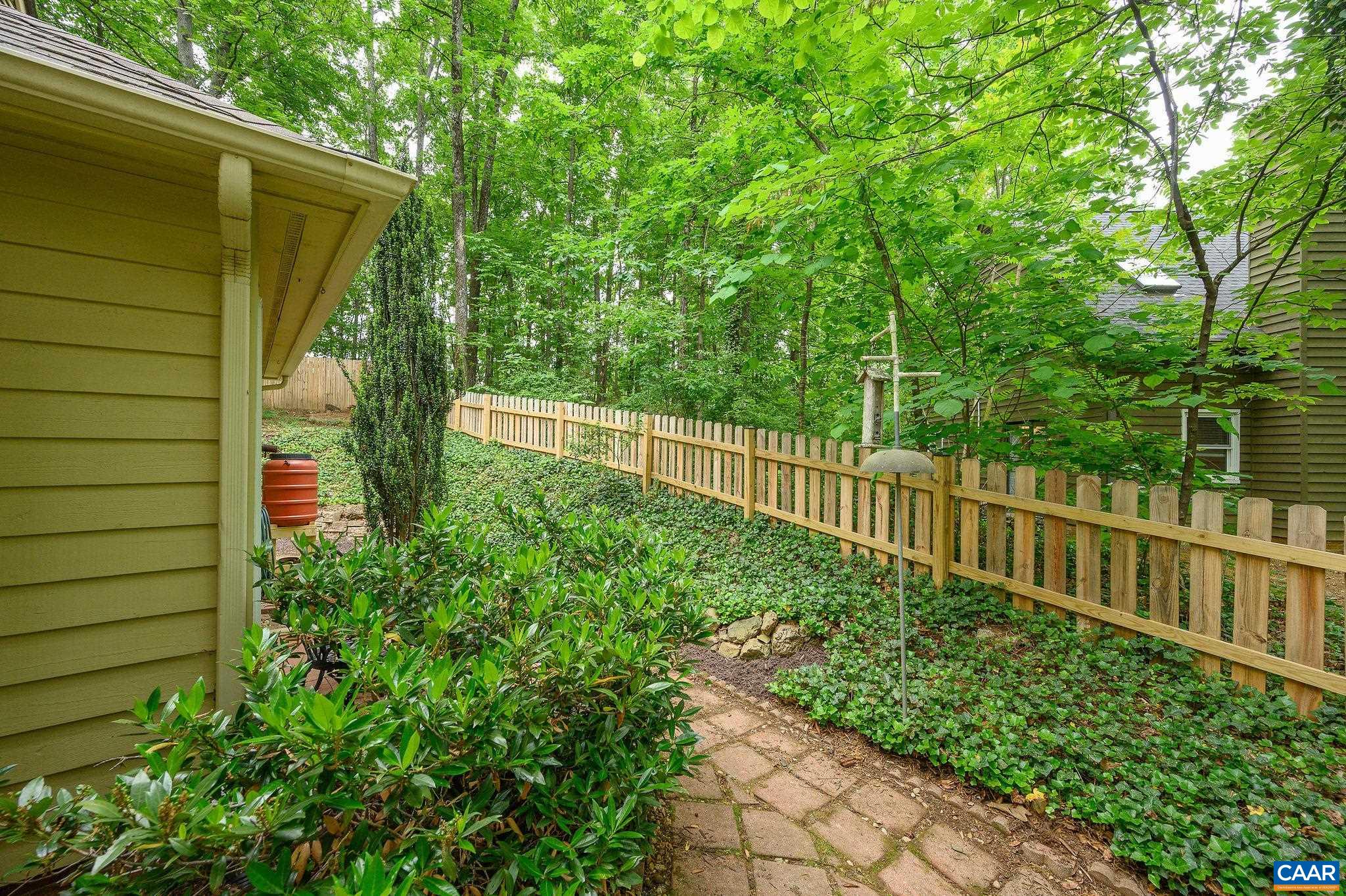 1464 GRAY STONE CT