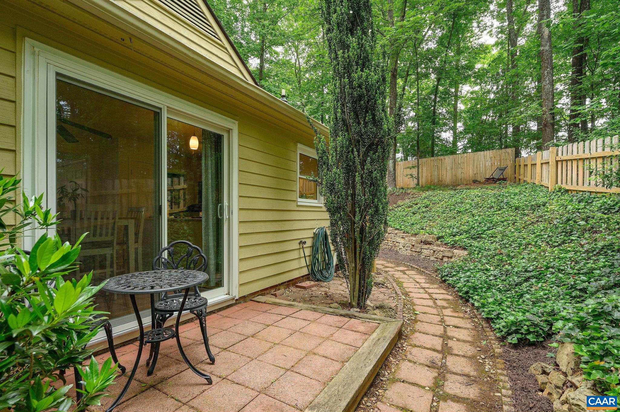 1464 GRAY STONE CT