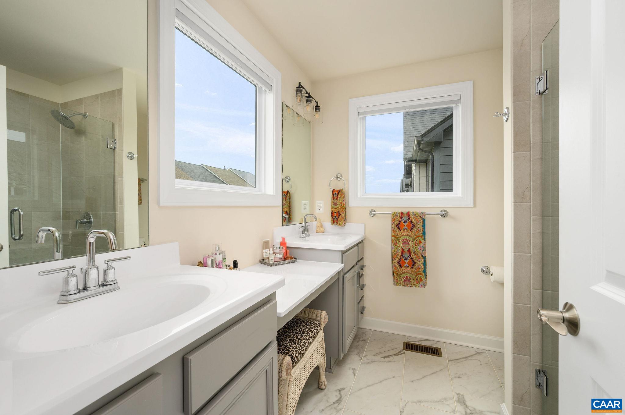 1249 OLD TRAIL DR