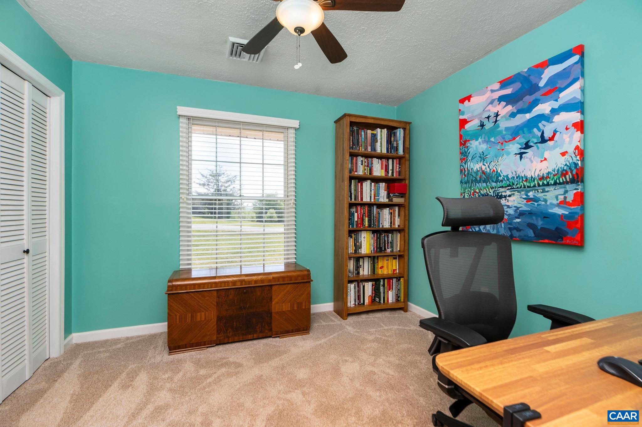77 SUNSET DR