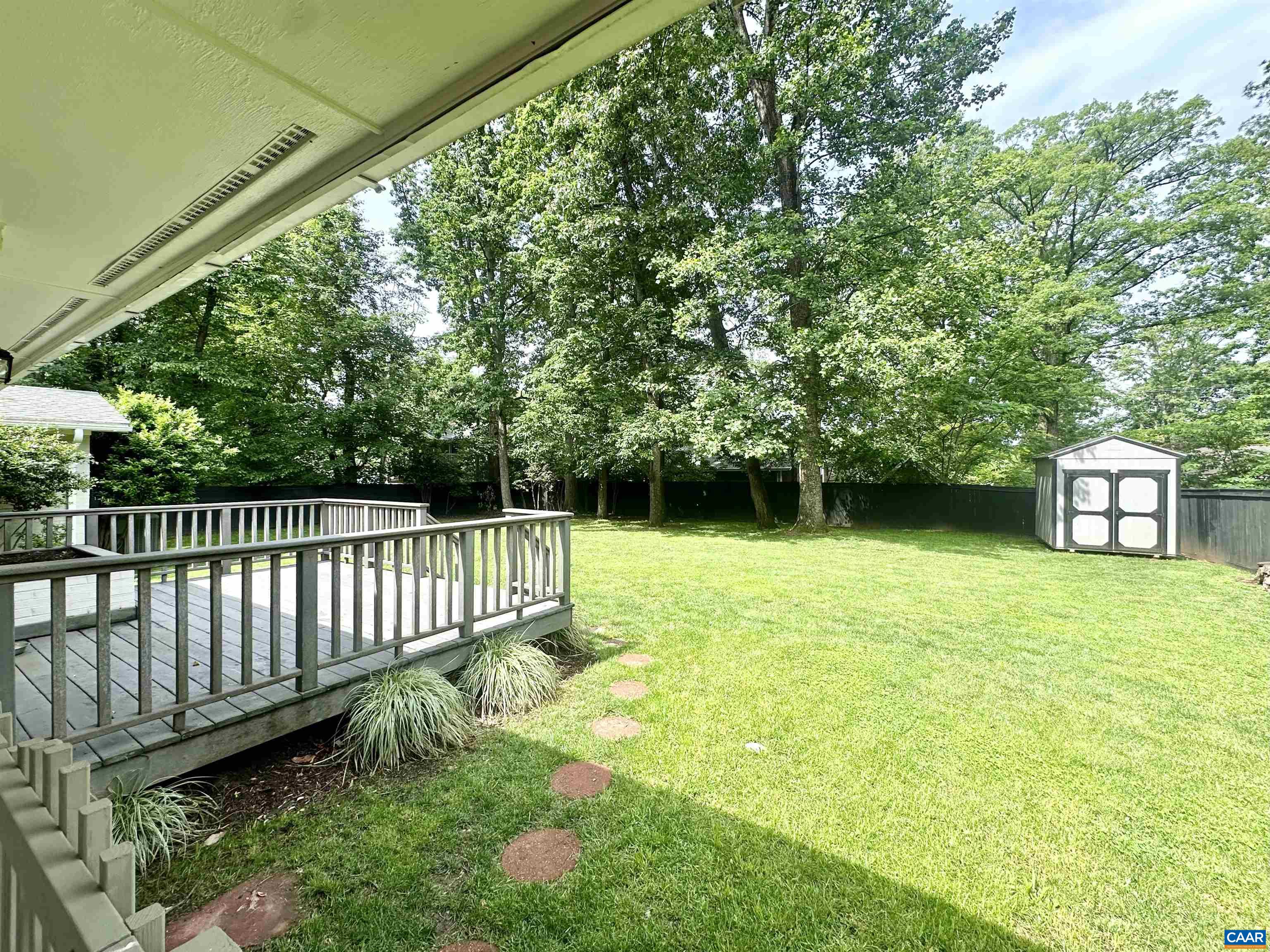 133 BENNINGTON RD