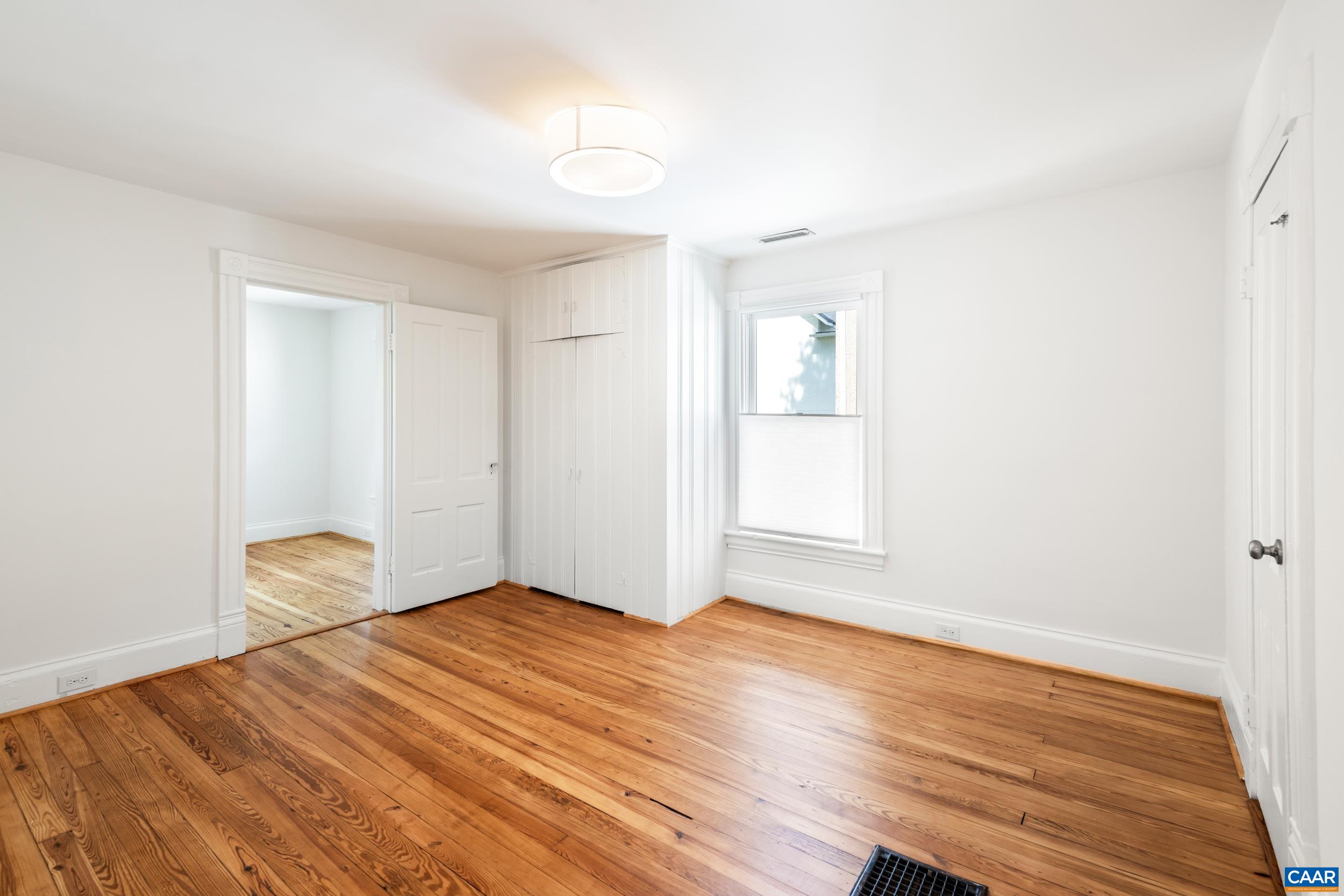 816 BELMONT AVE