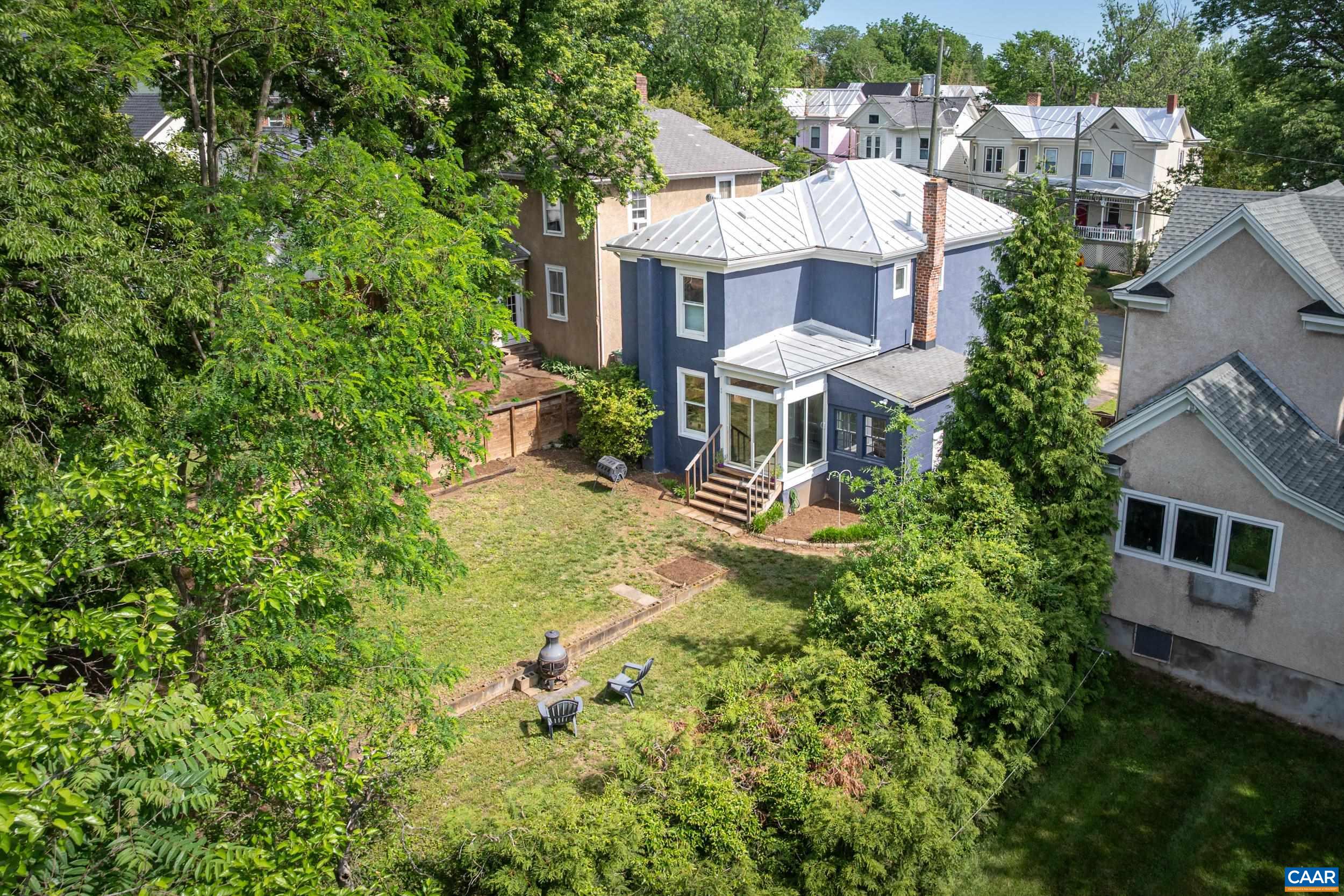 816 BELMONT AVE
