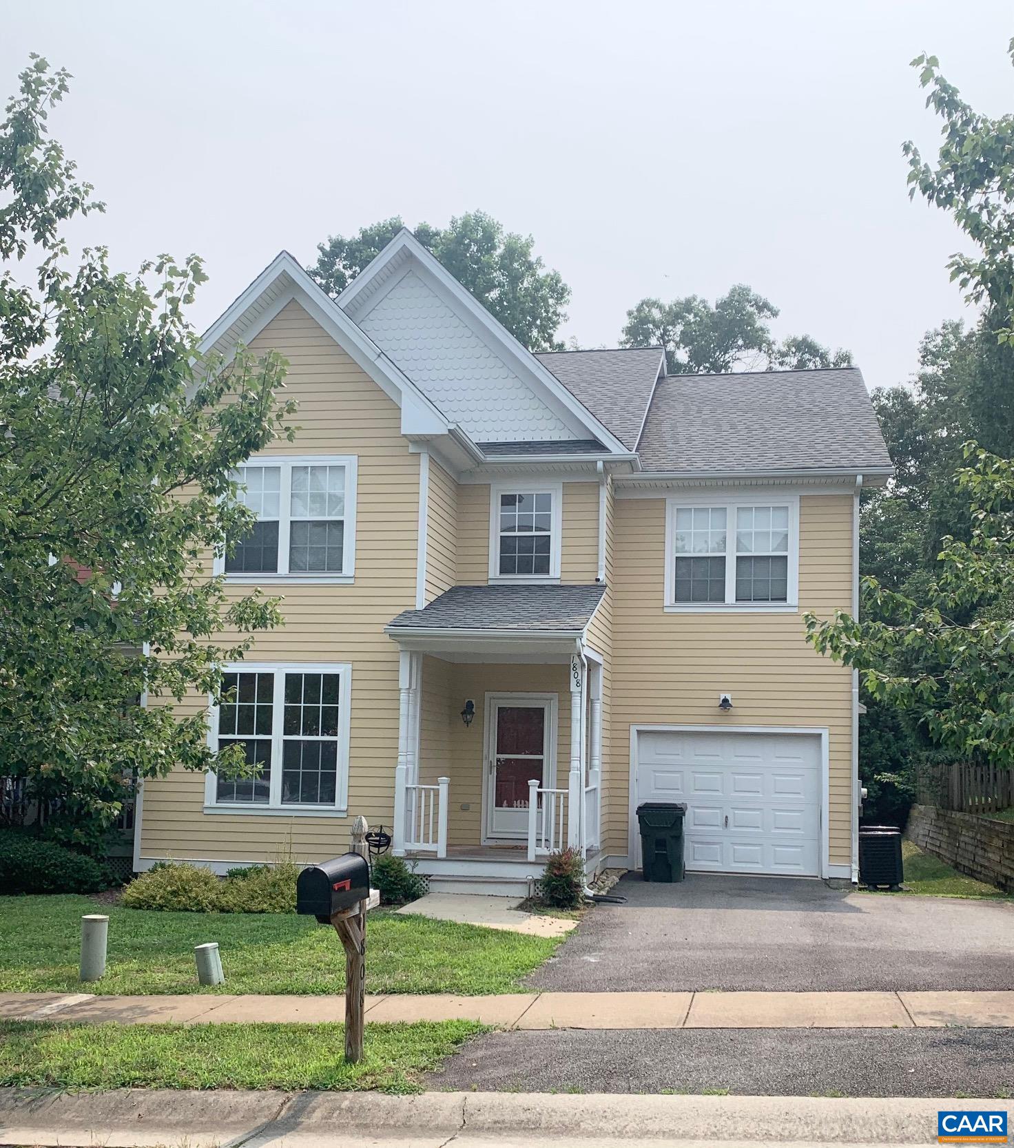 1808 CLAY DR
