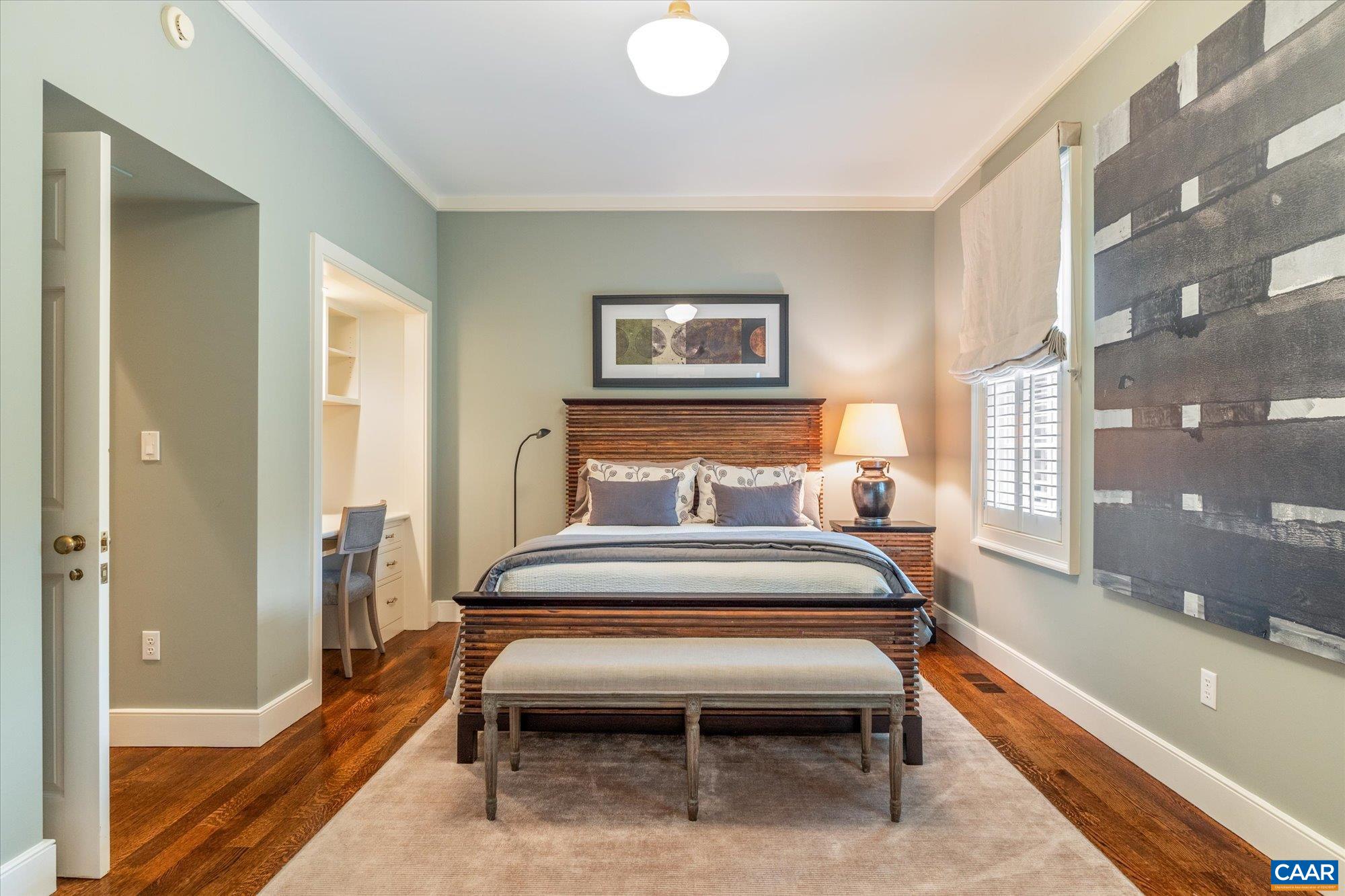 2215 BLUE RIDGE LN