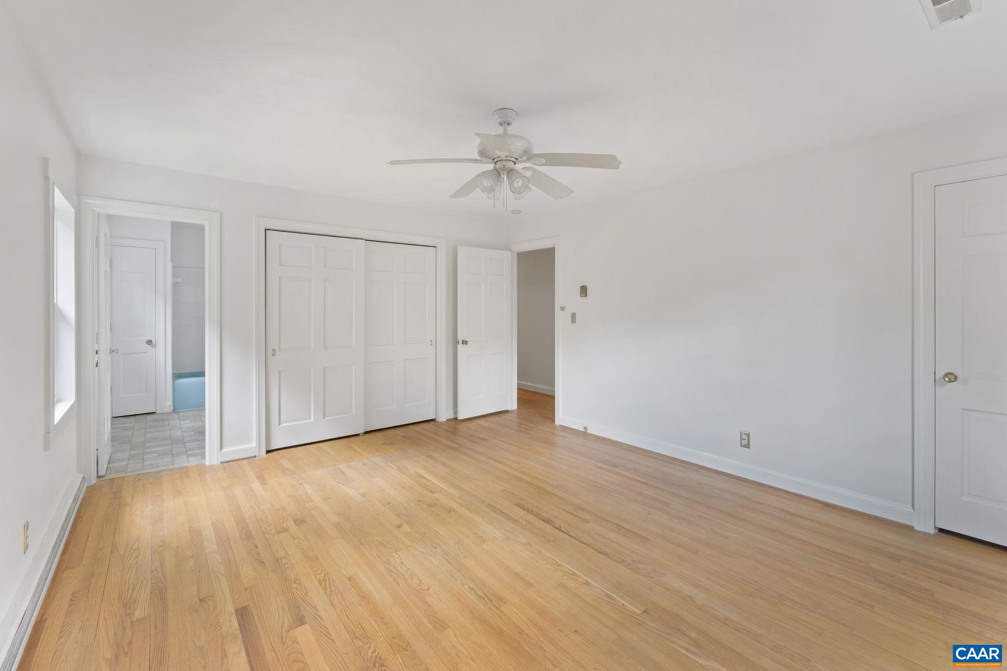 104 CHAUCER RD
