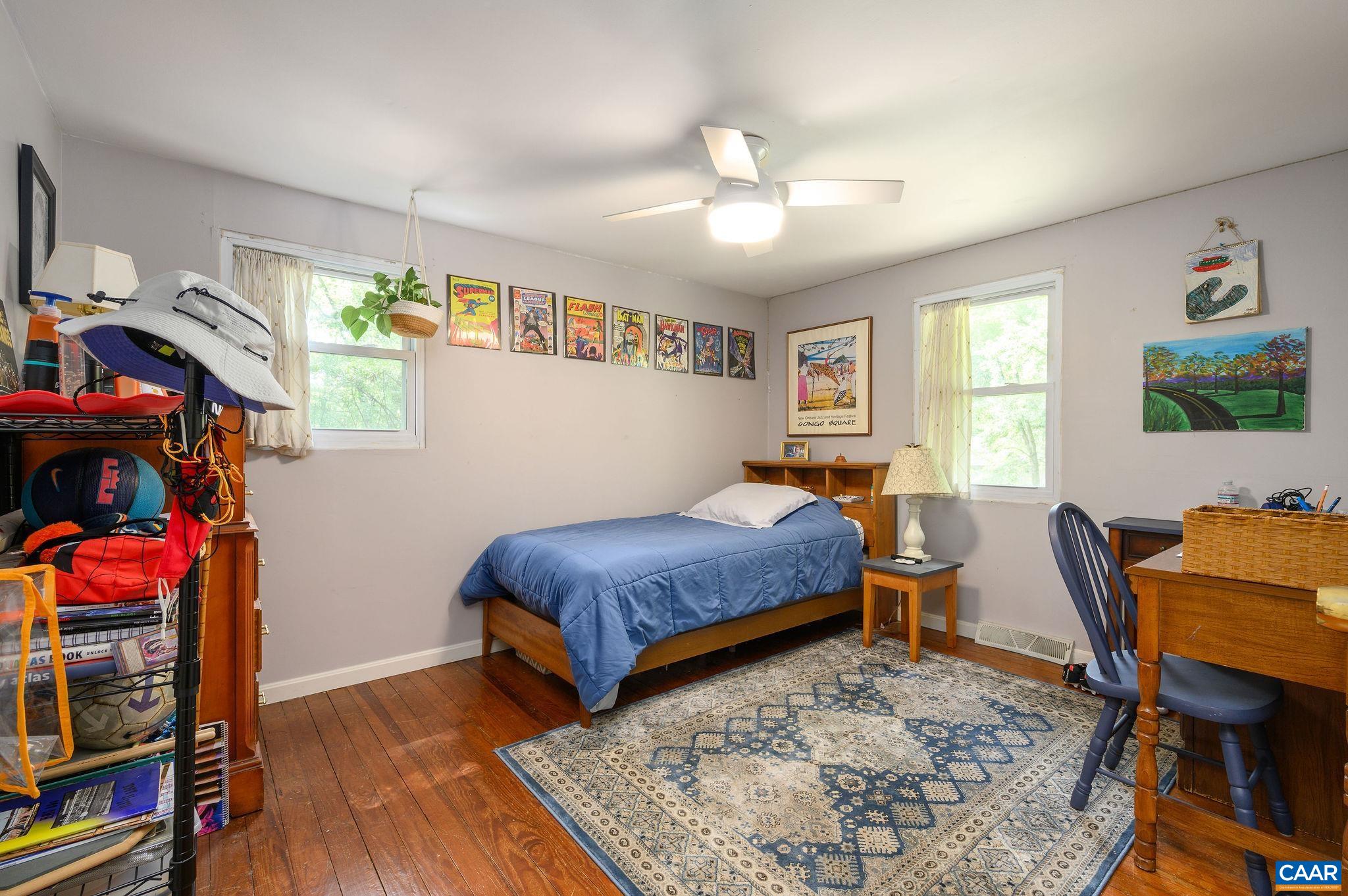 1092 SLATE HILL DR