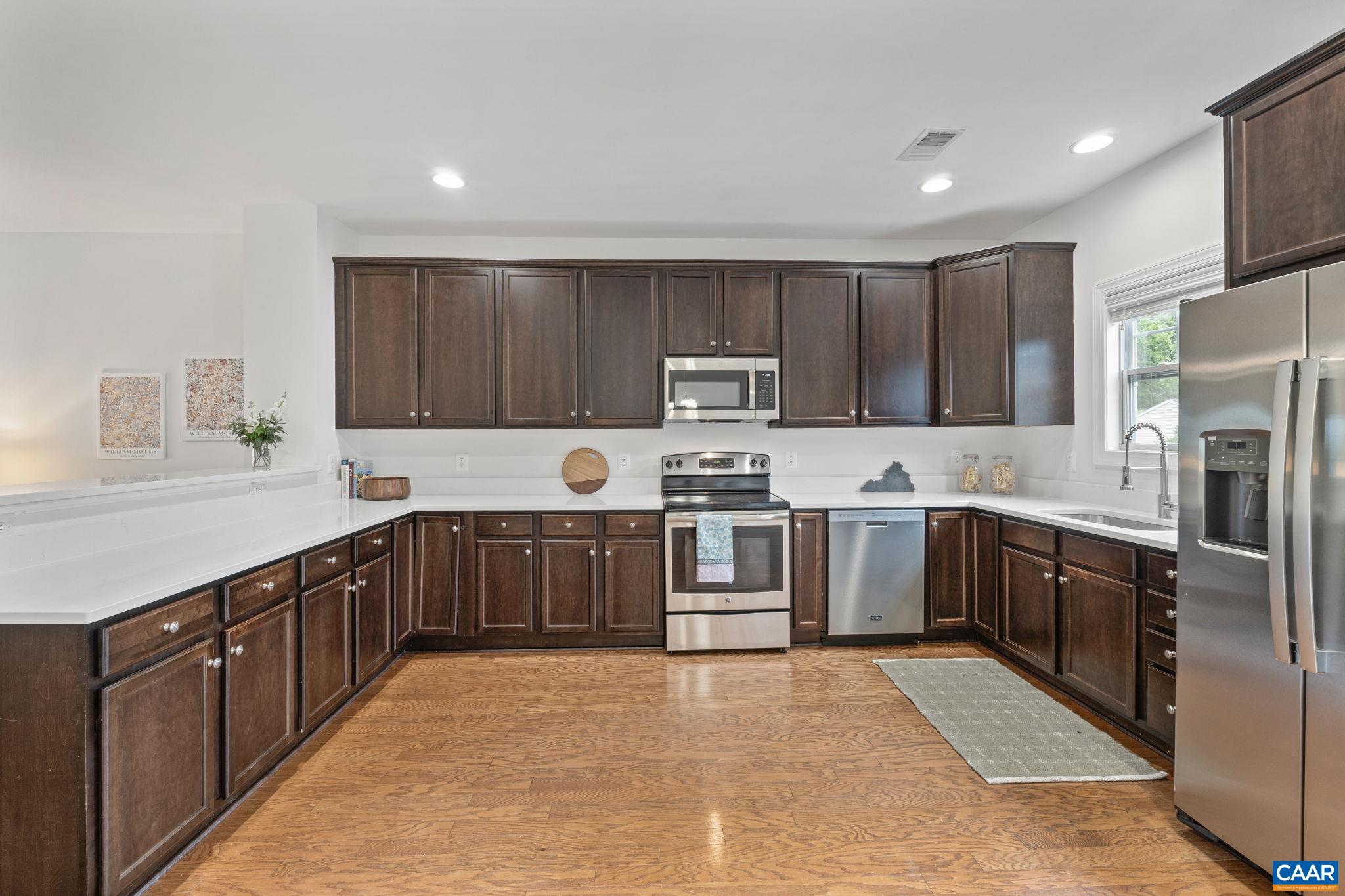 1277 HADEN PL