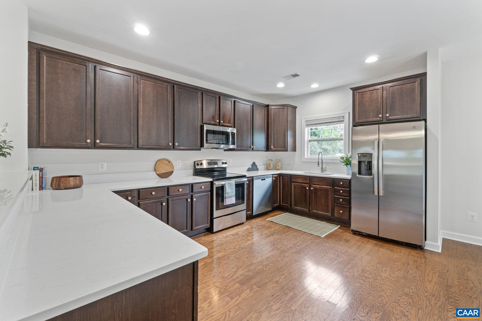1277 HADEN PL
