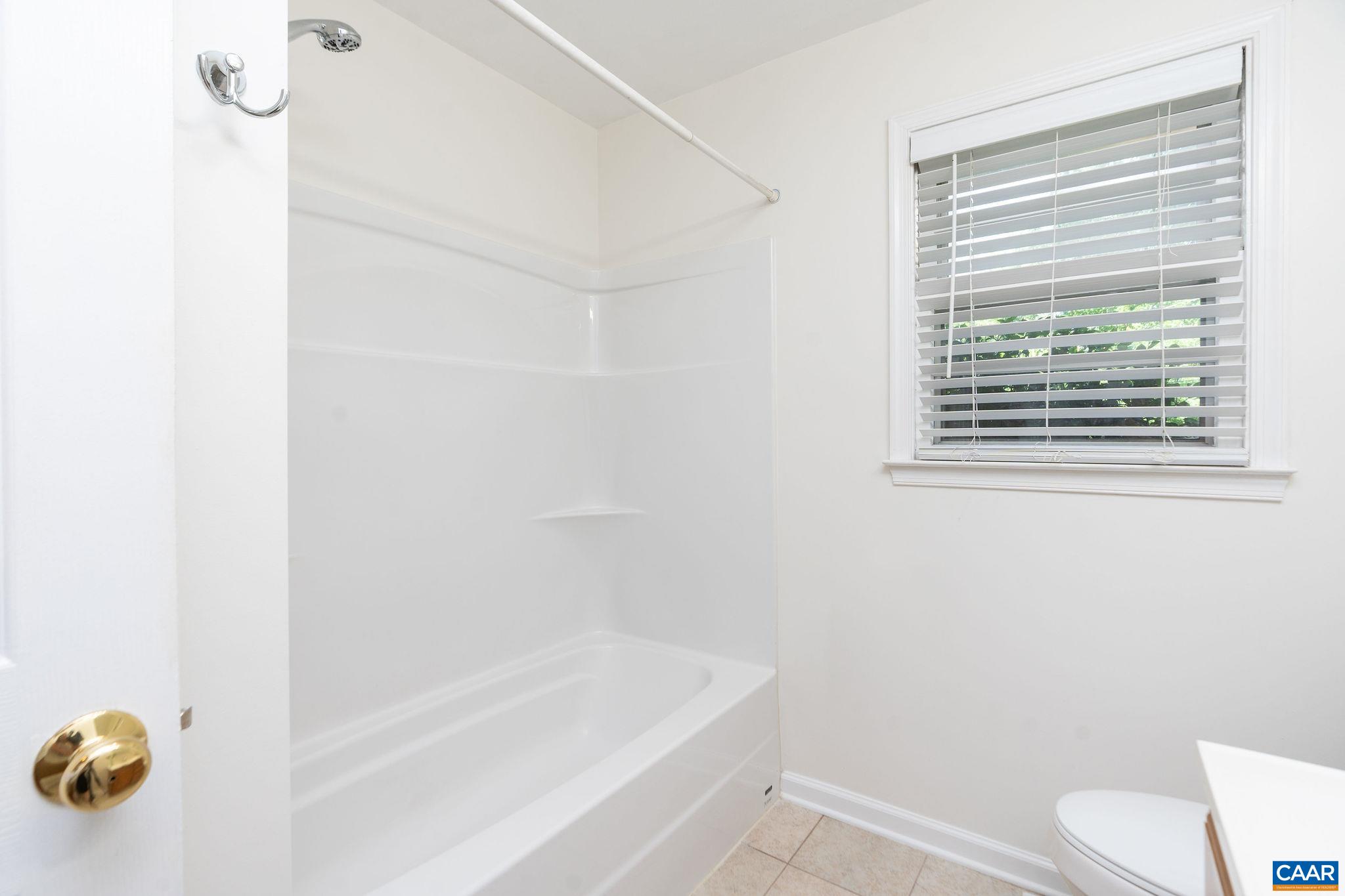 122 WESTERLY AVE