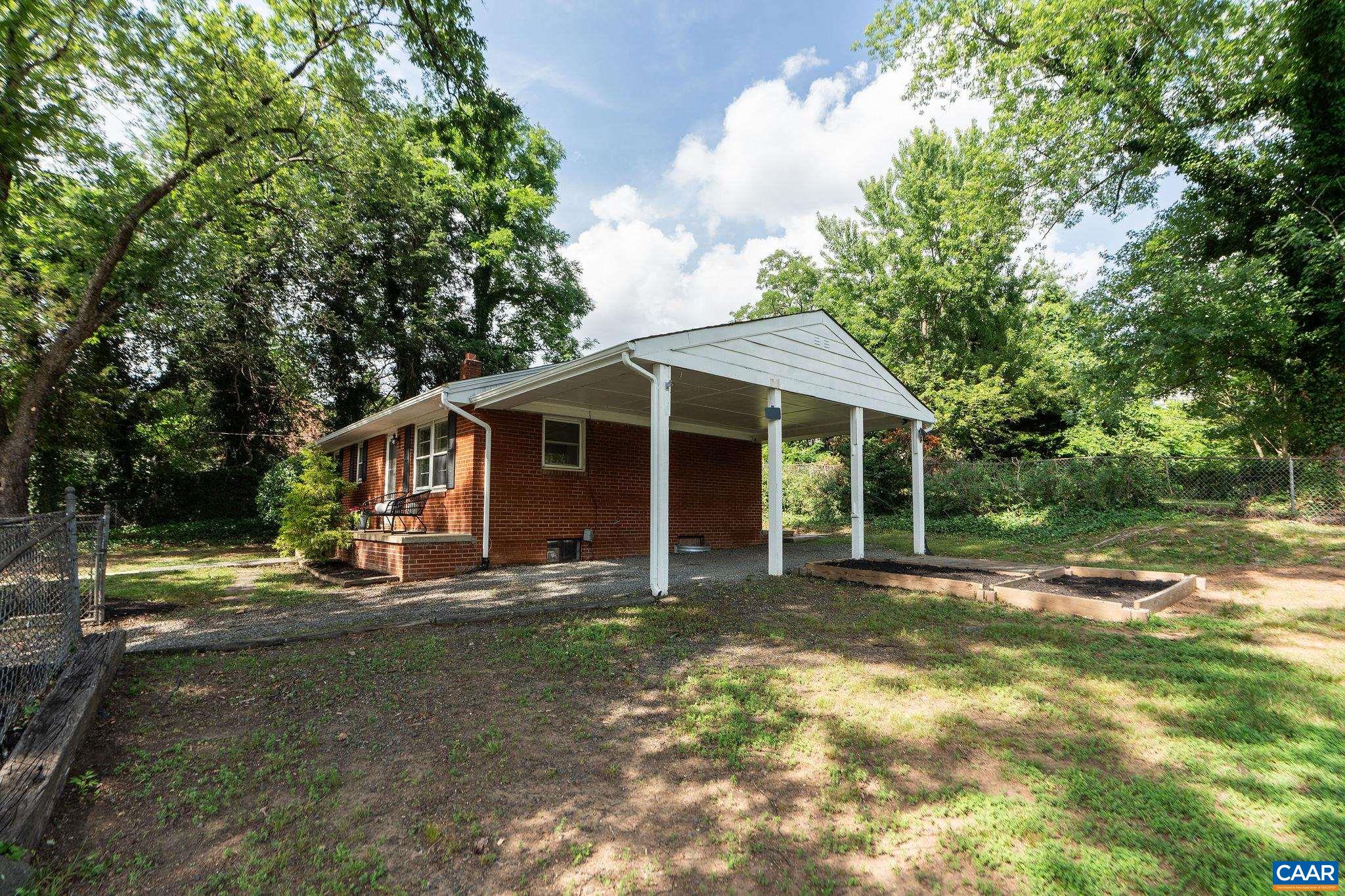 122 WESTERLY AVE