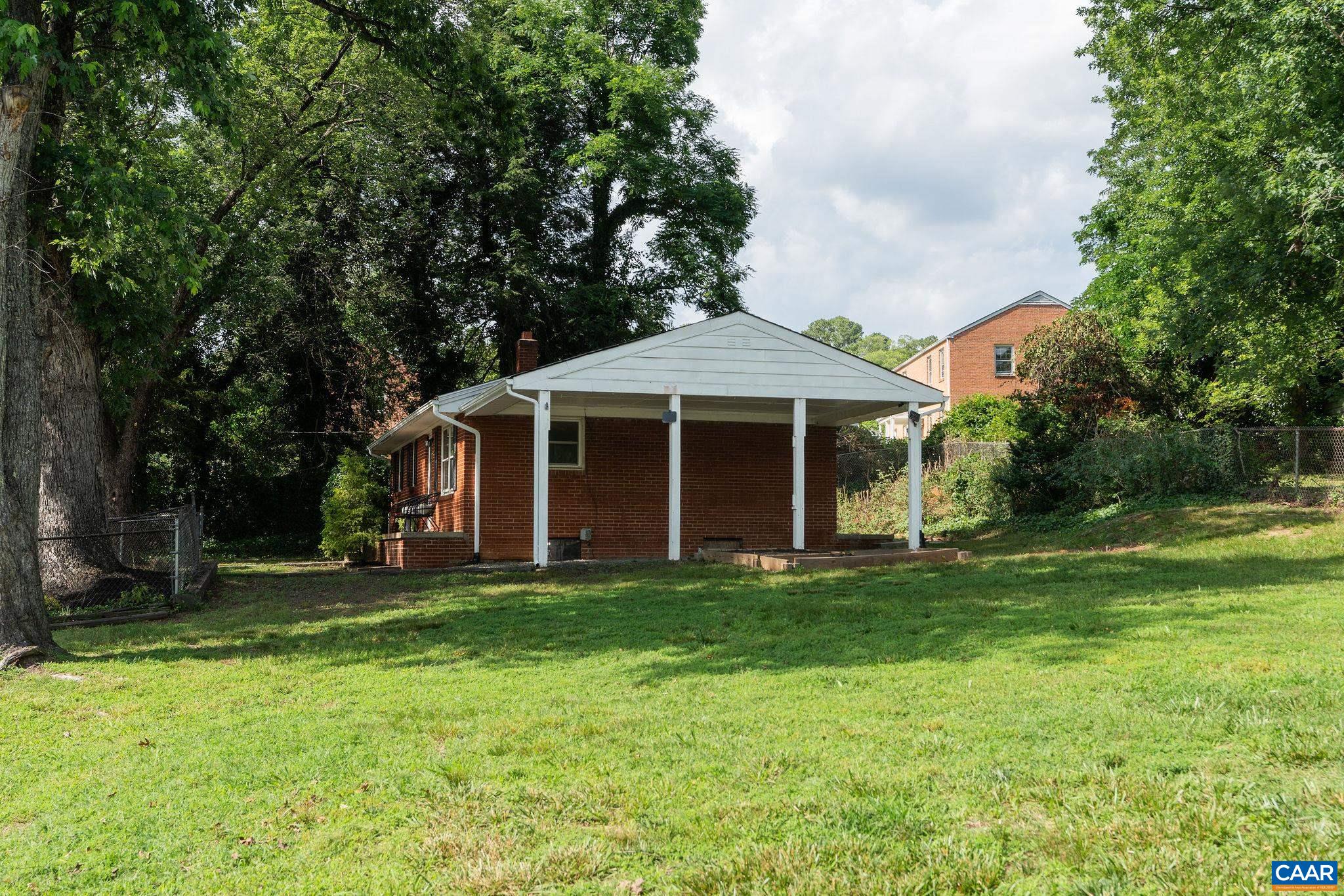 122 WESTERLY AVE