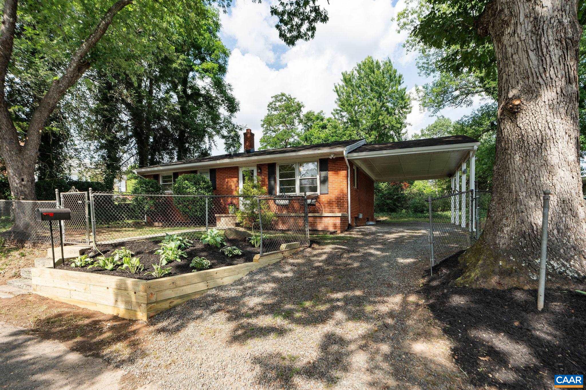 122 WESTERLY AVE
