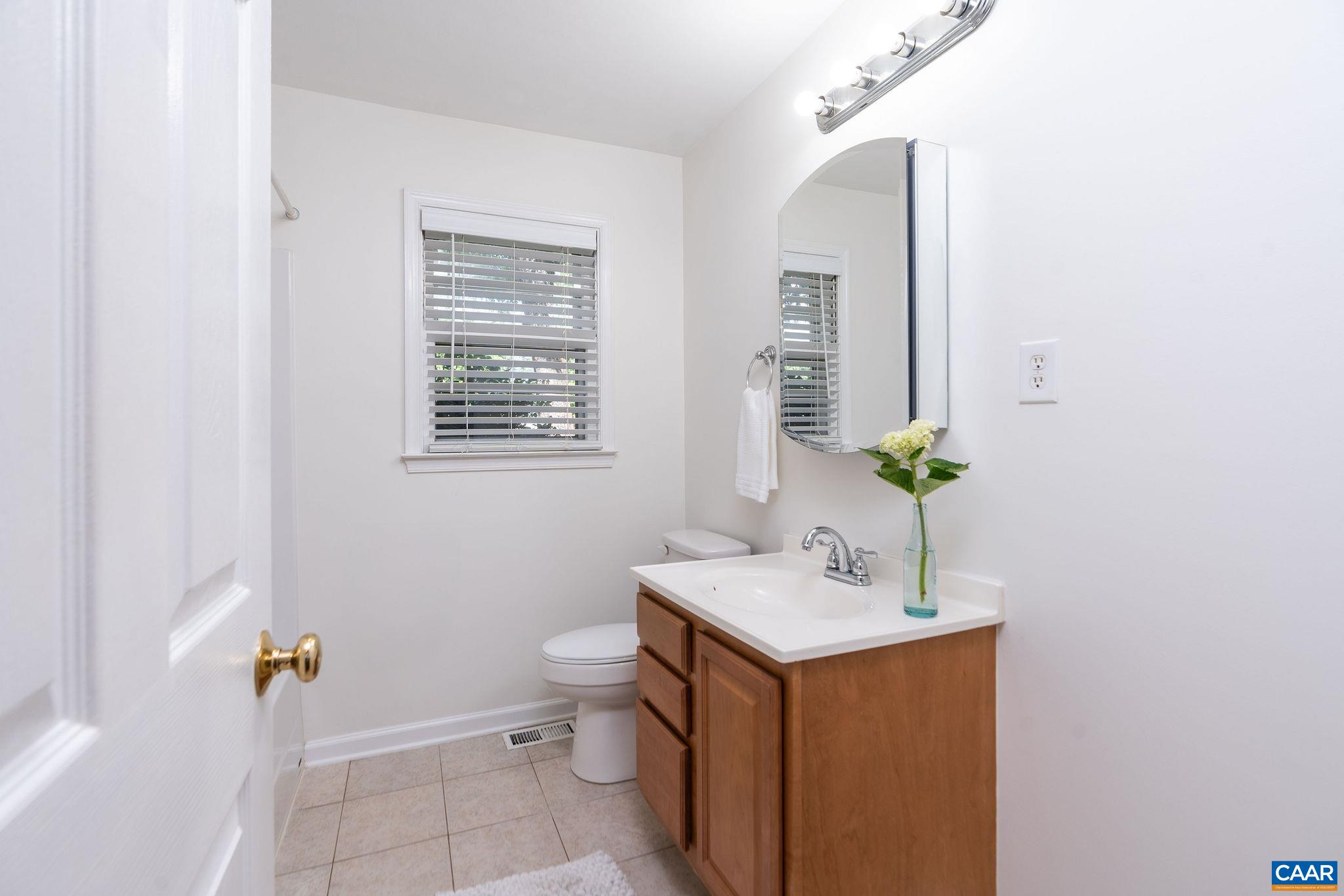 122 WESTERLY AVE