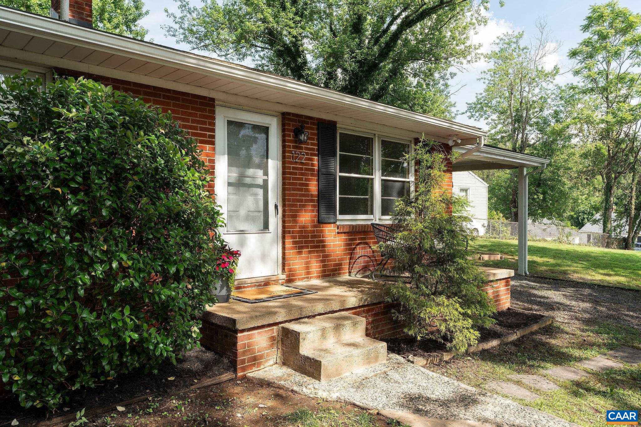122 WESTERLY AVE