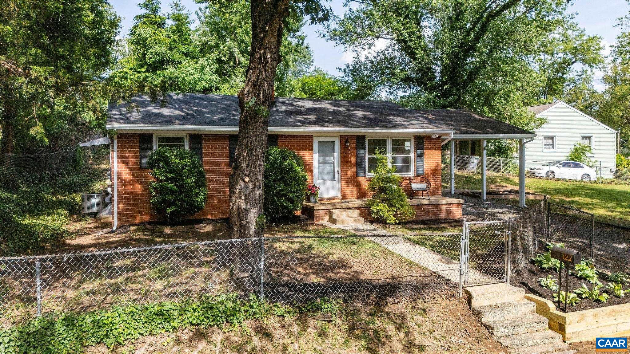 122 WESTERLY AVE
