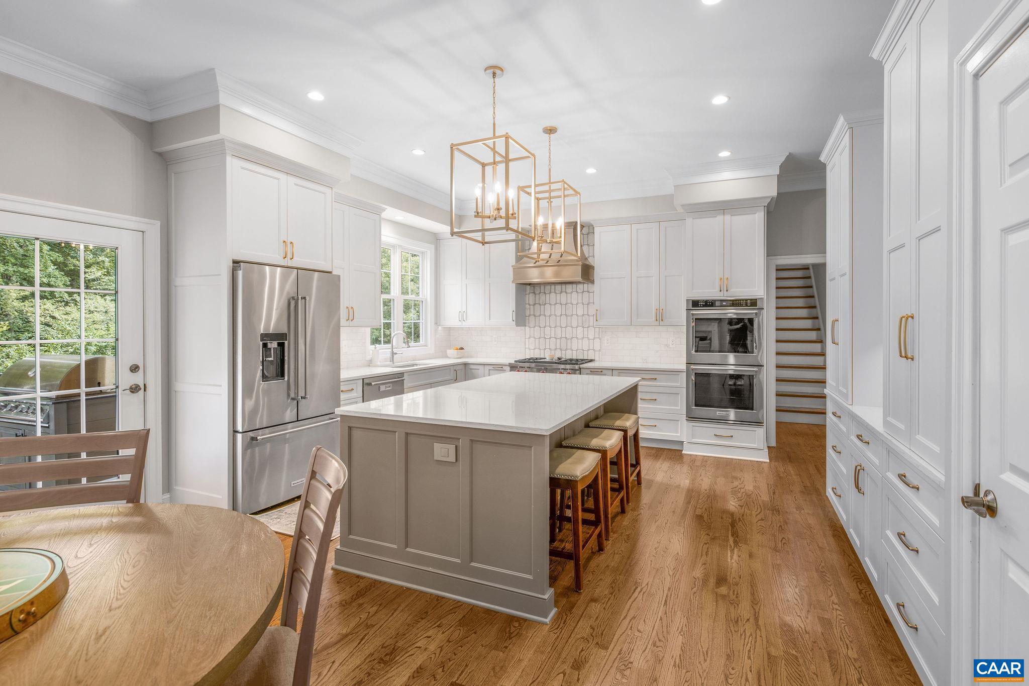 1387 Tattersall CT