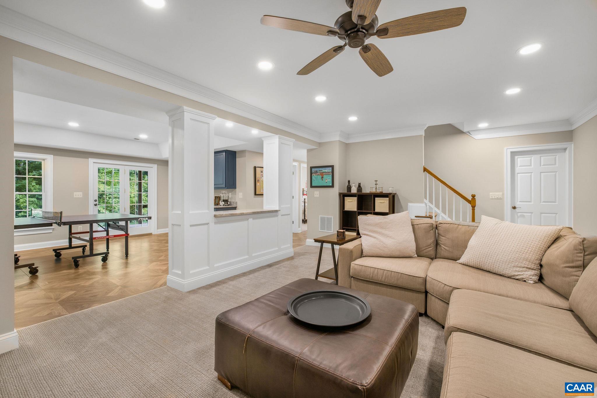 1387 Tattersall CT