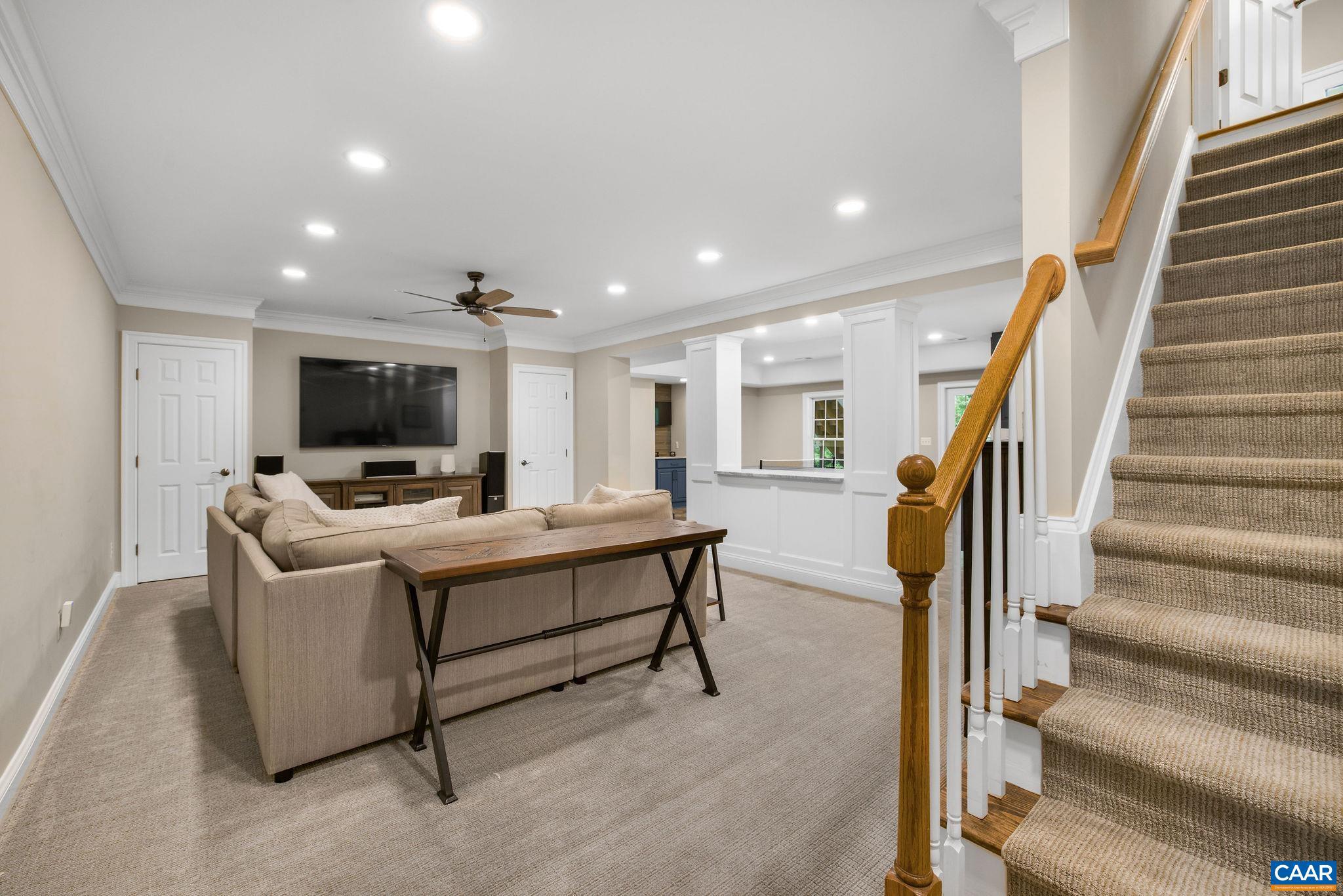 1387 Tattersall CT