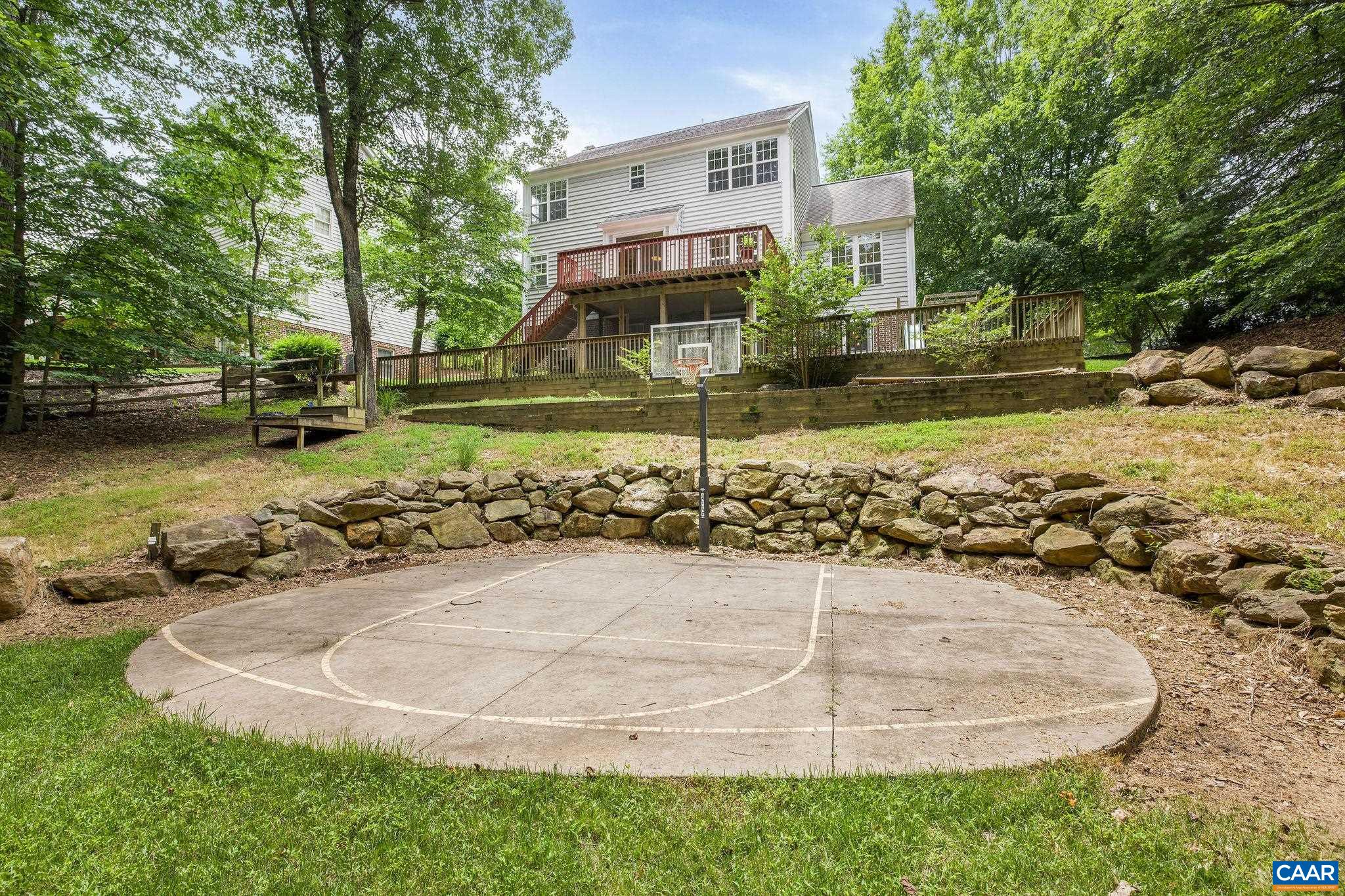 1433 RIVER OAKS RDG