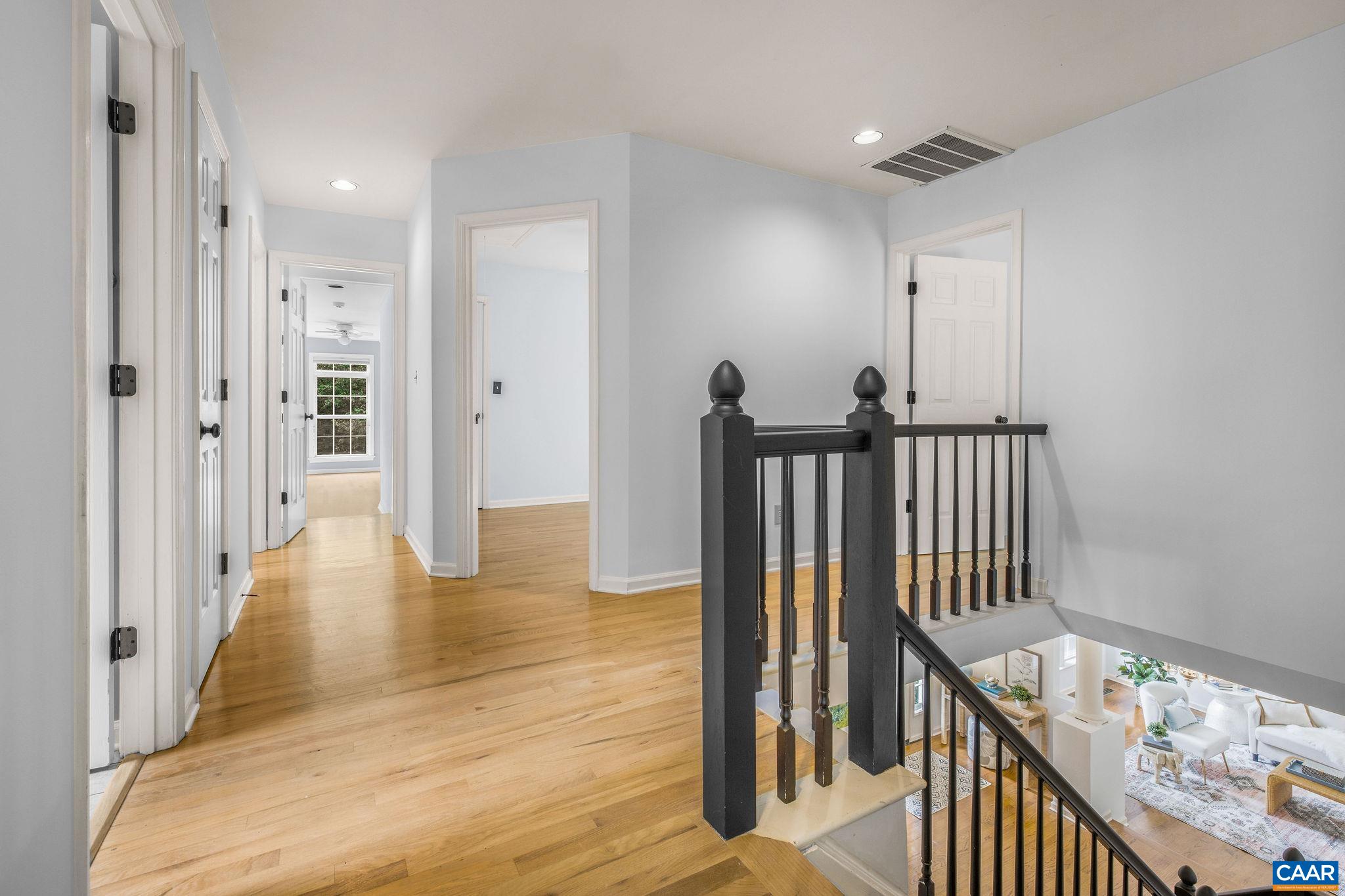 1433 RIVER OAKS RDG