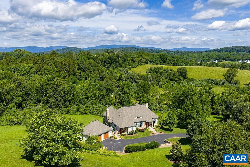 3525 ROCKS MILL LN