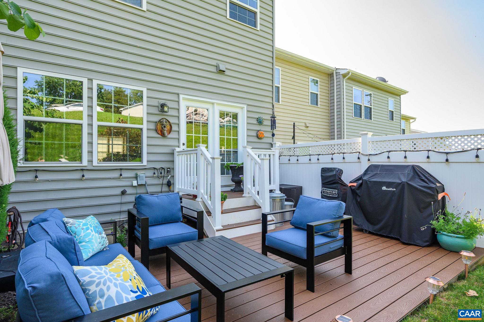 2127 ELM TREE KNOLL