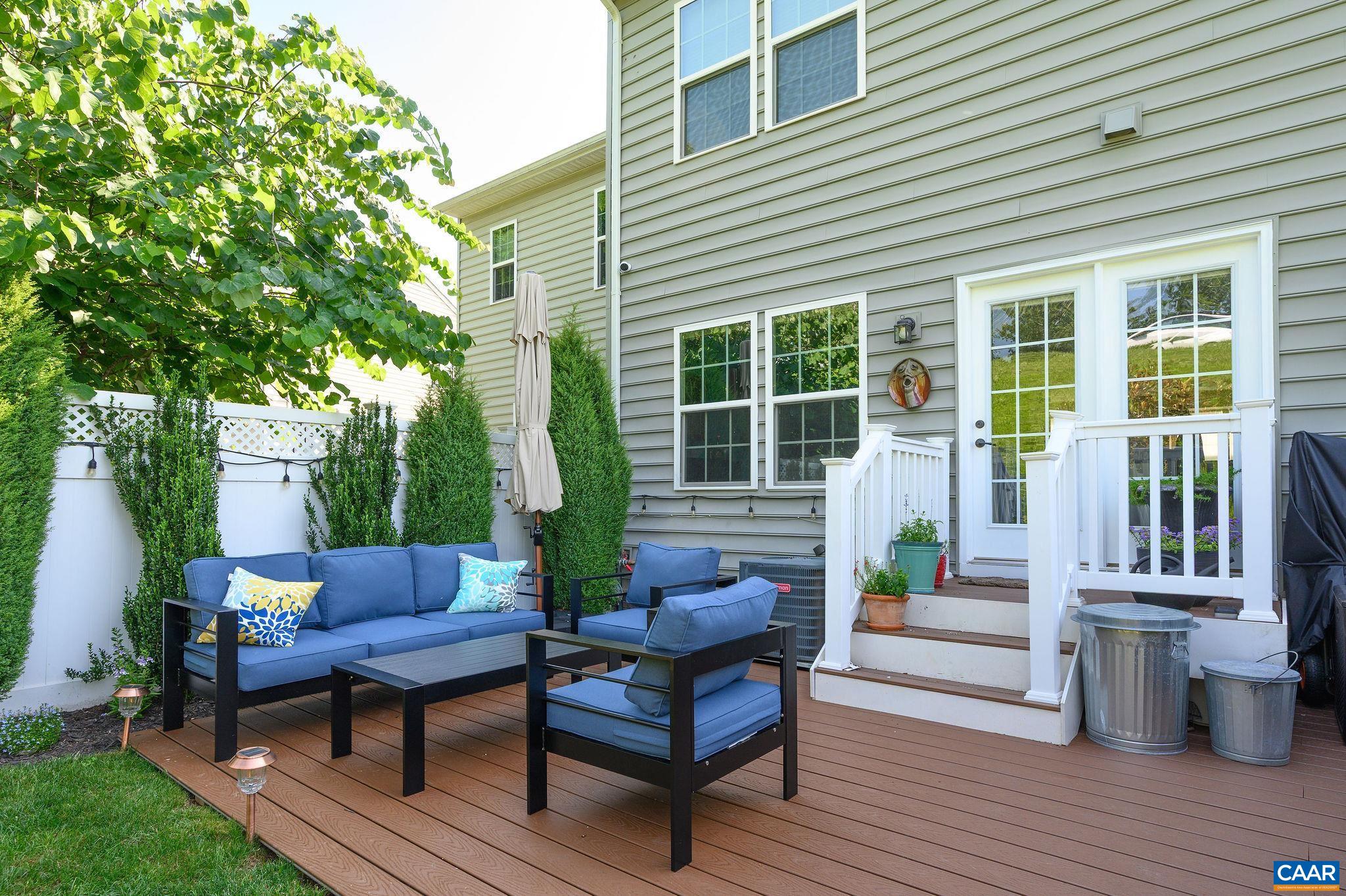 2127 ELM TREE KNOLL
