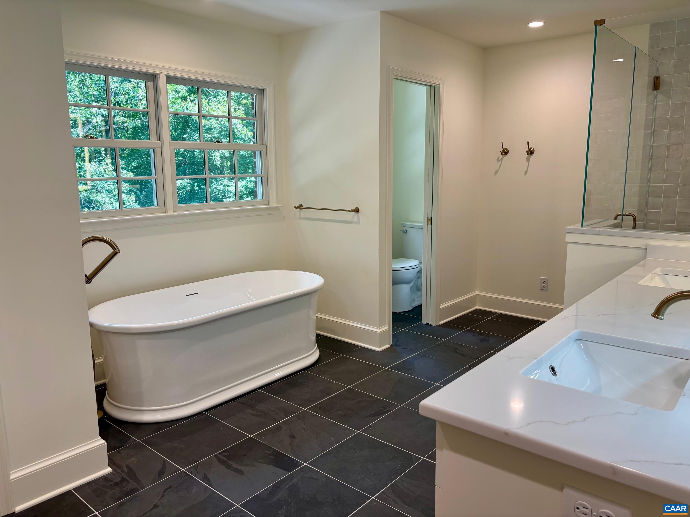 510 PANORAMA RD