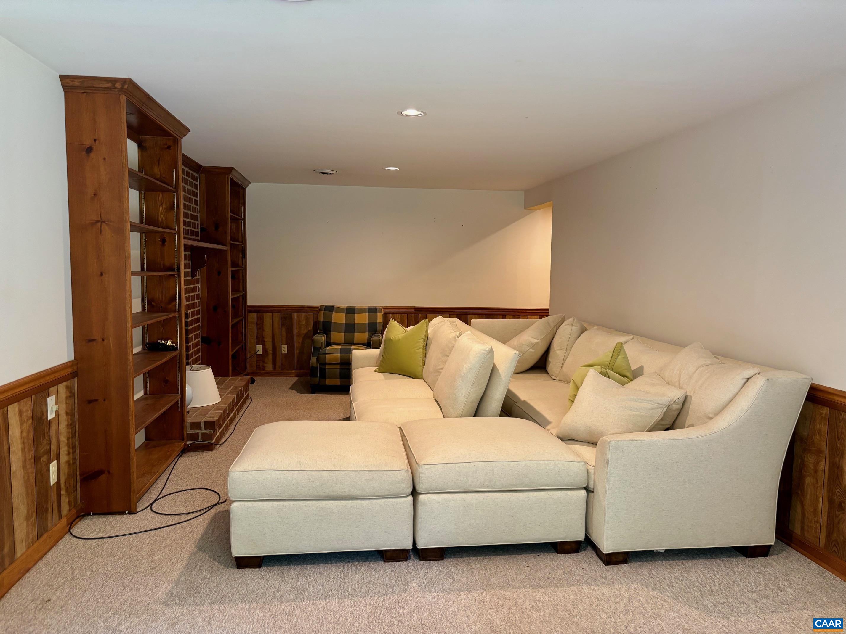 510 PANORAMA RD