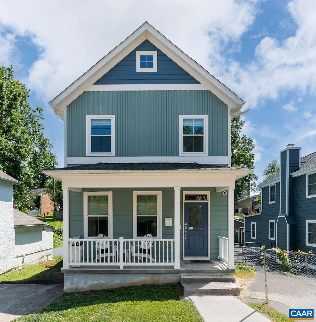 905 PAGE ST
