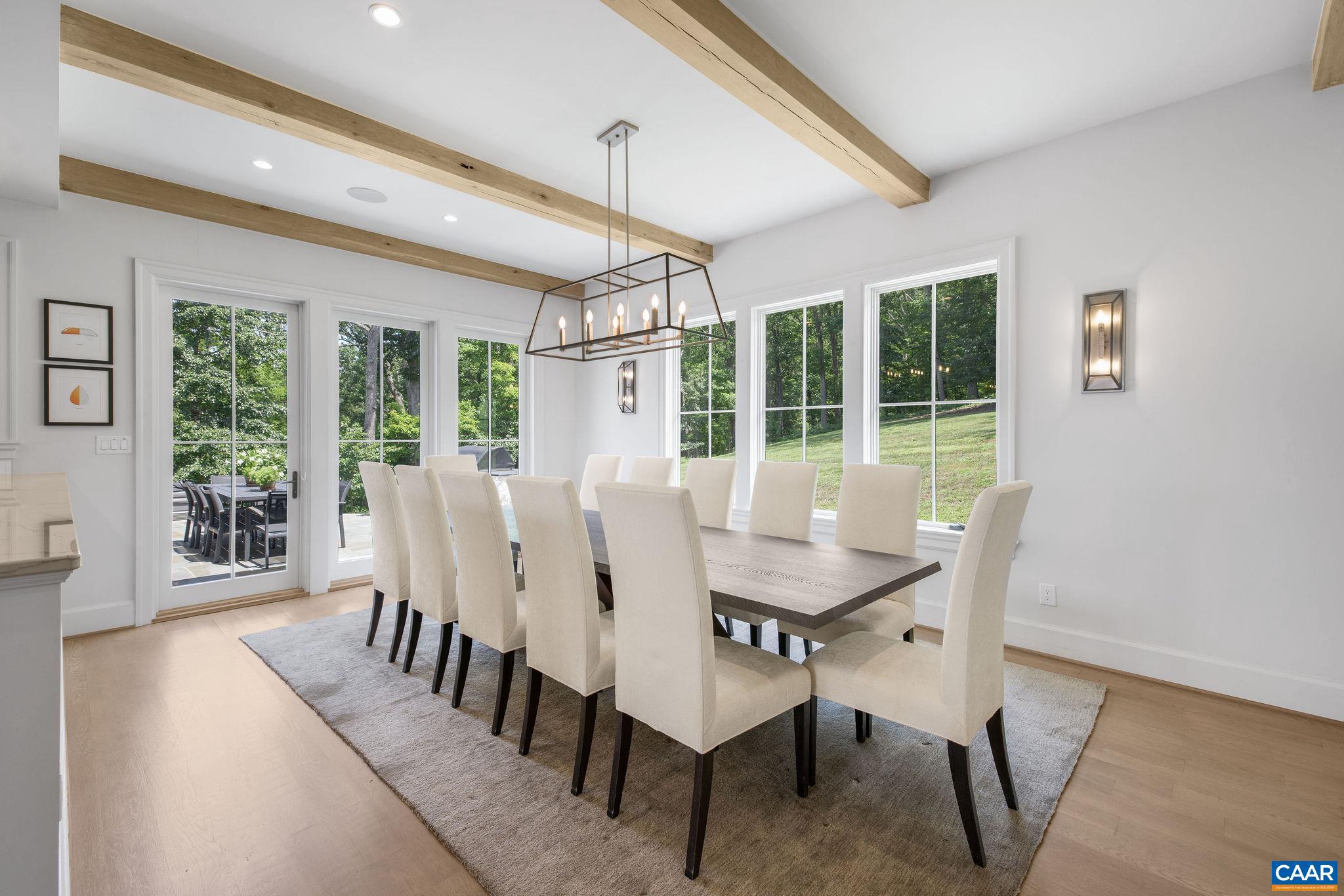111 Falcon Dr