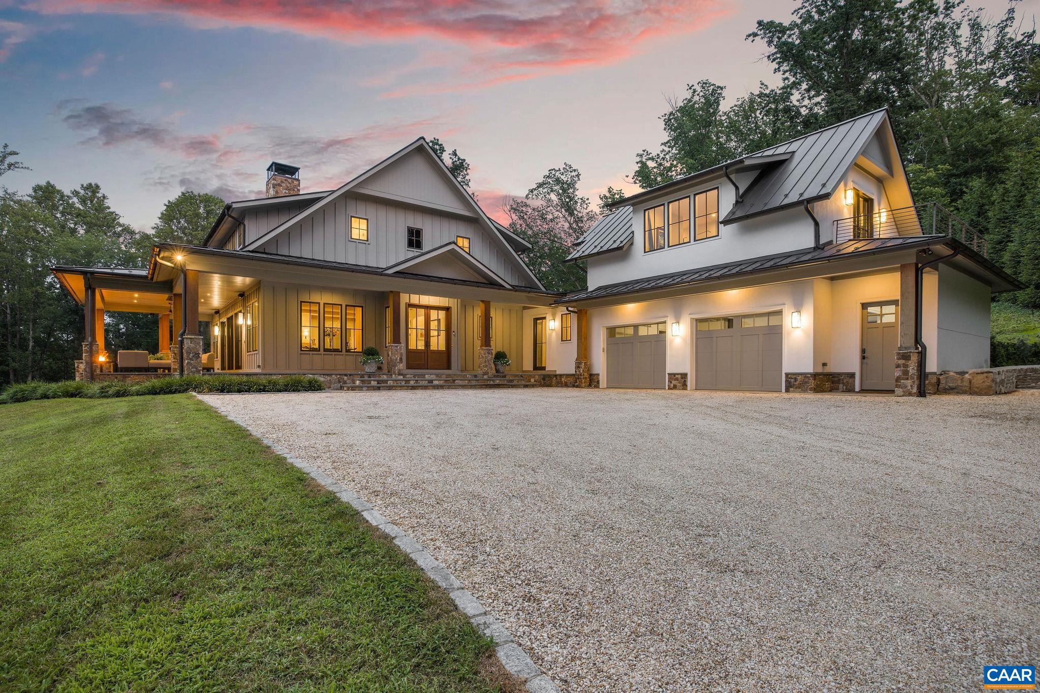 111 Falcon Dr