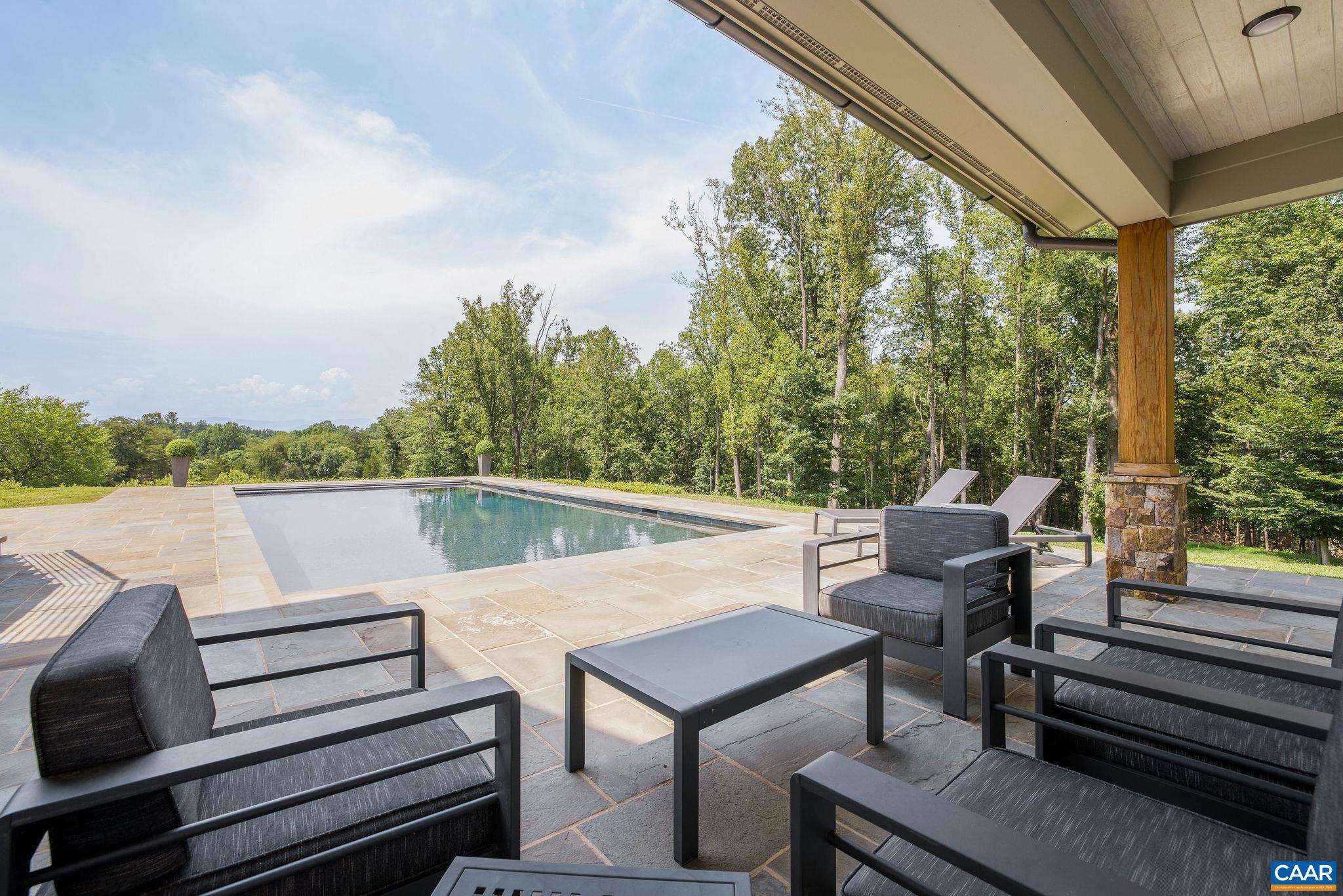 111 Falcon Dr