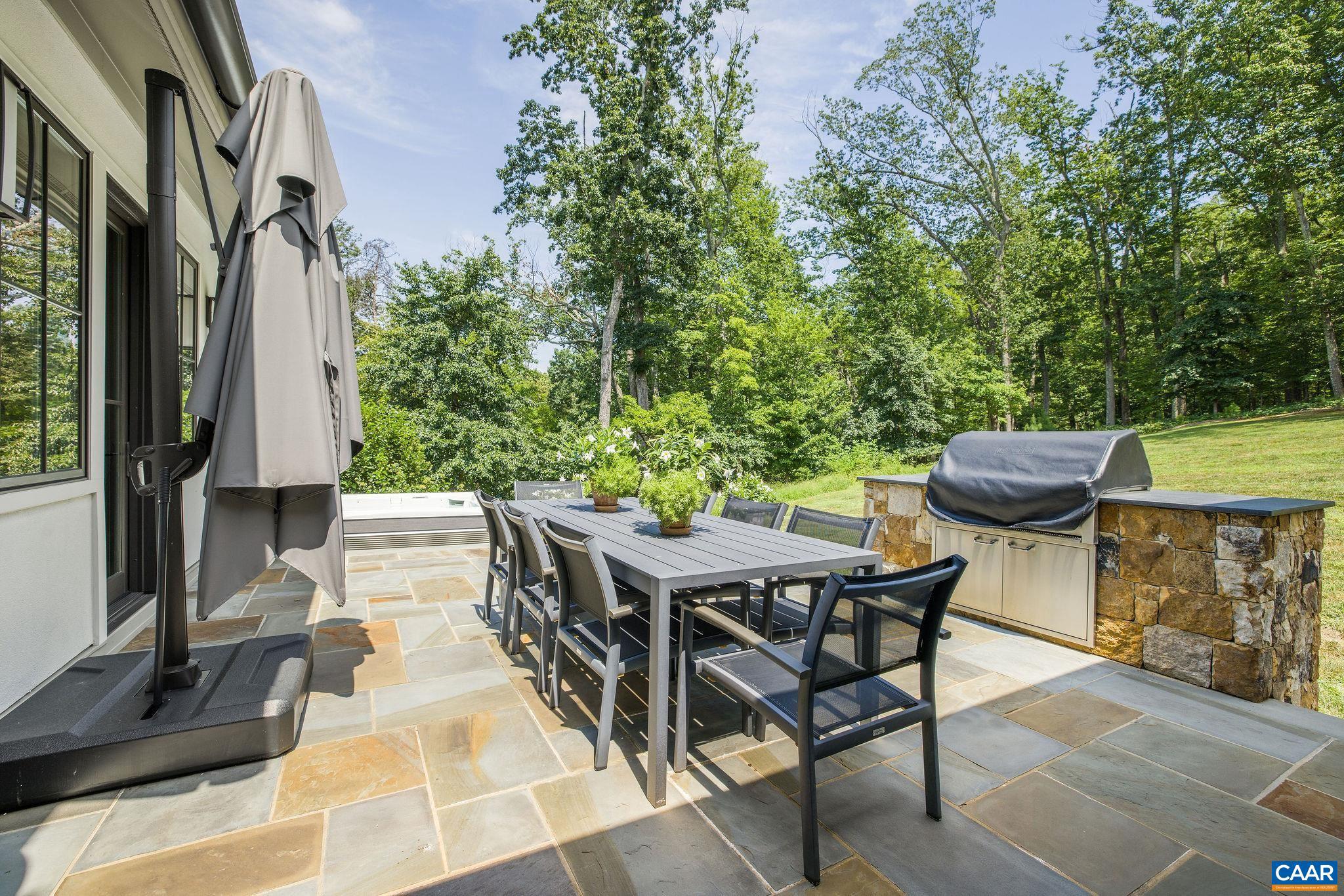 111 Falcon Dr