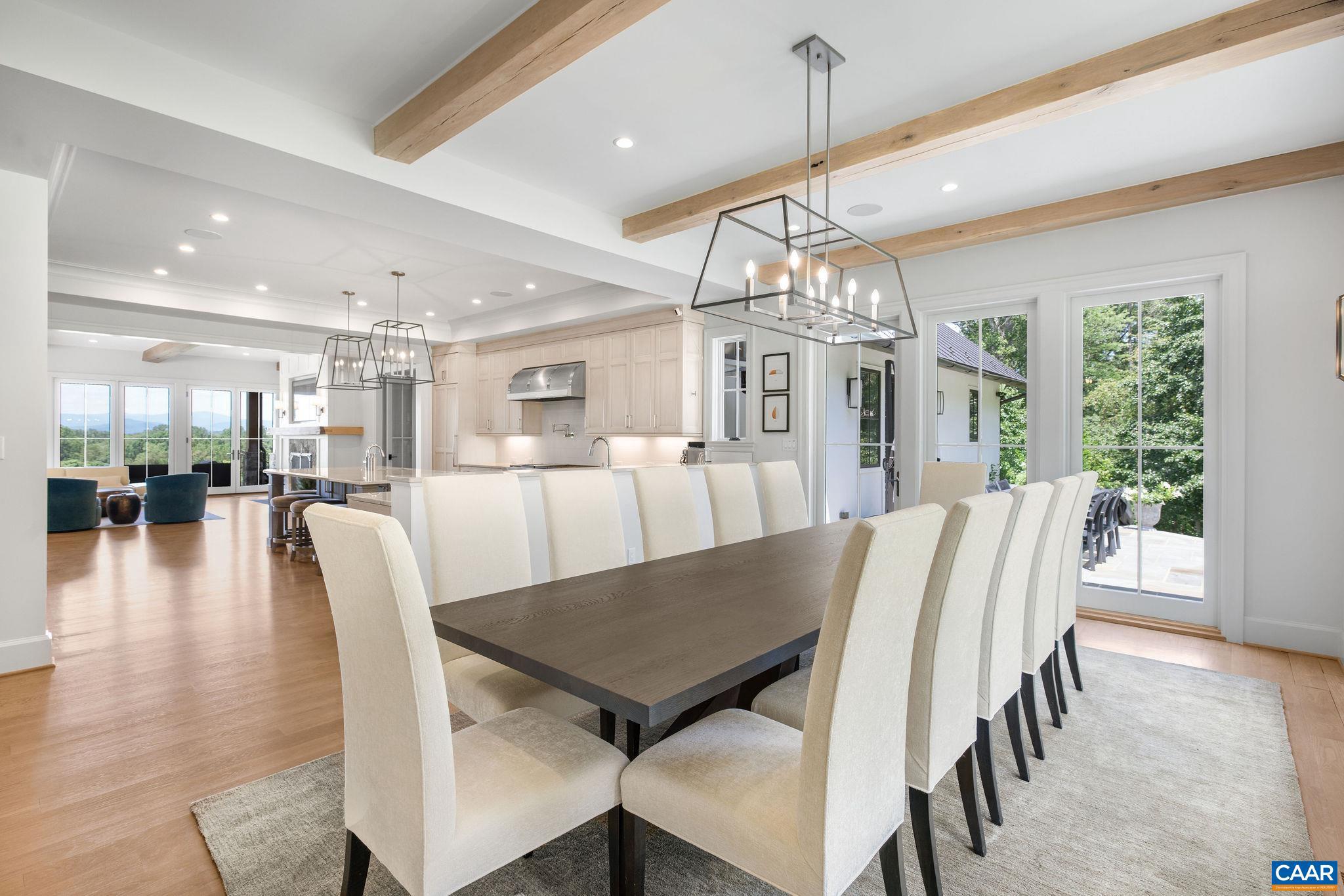 111 Falcon Dr
