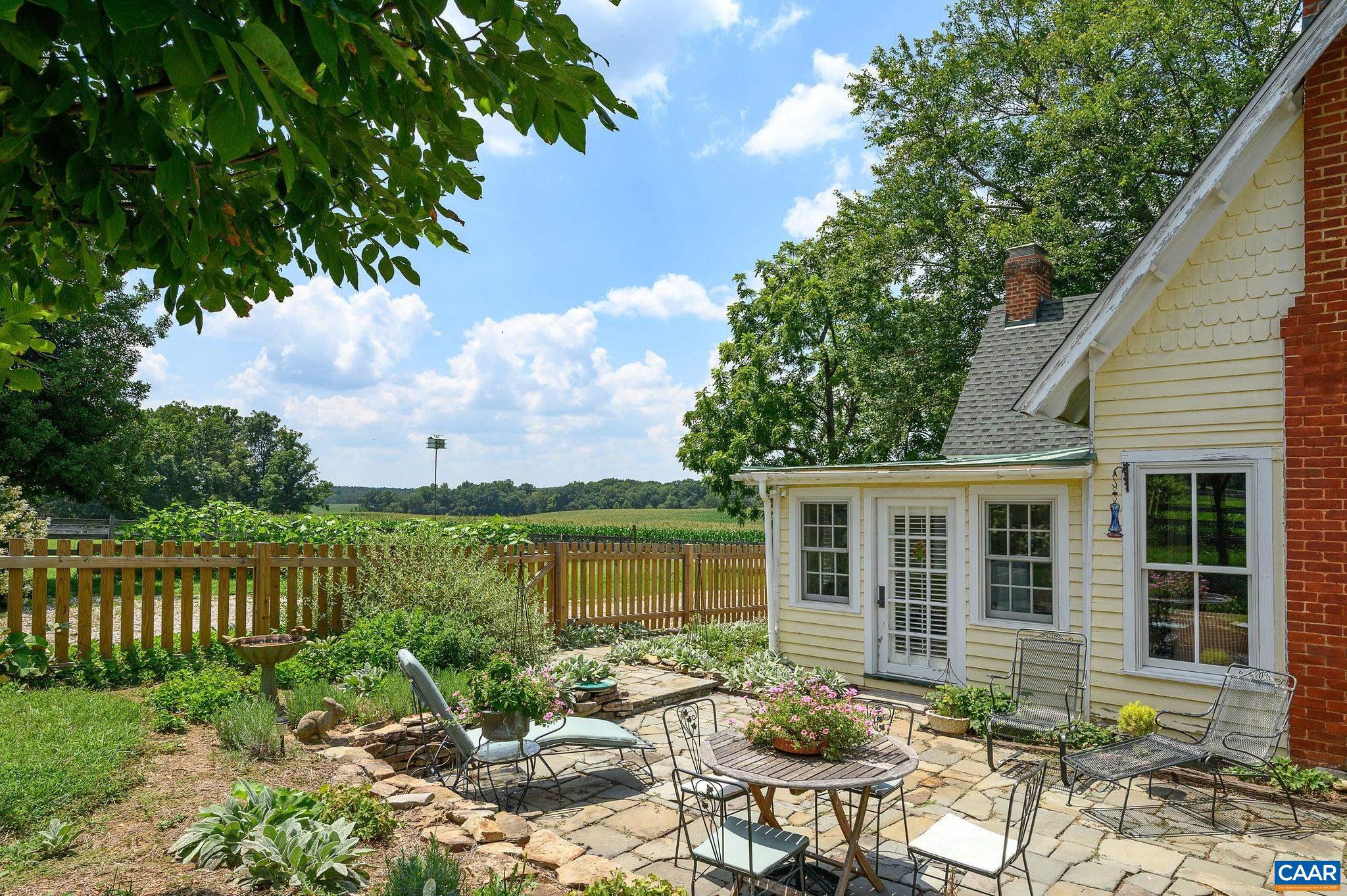 35 PAYNES LANDING RD