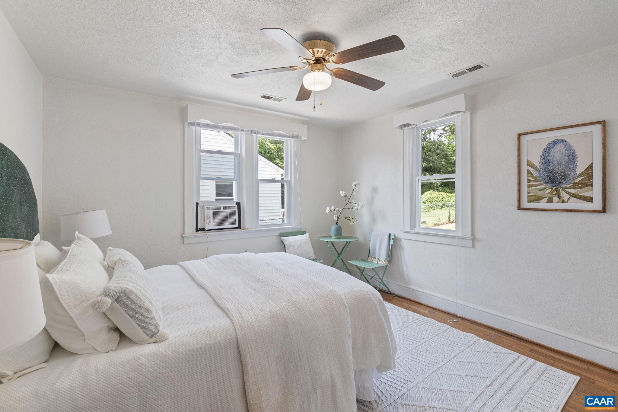 213 MEADE AVE