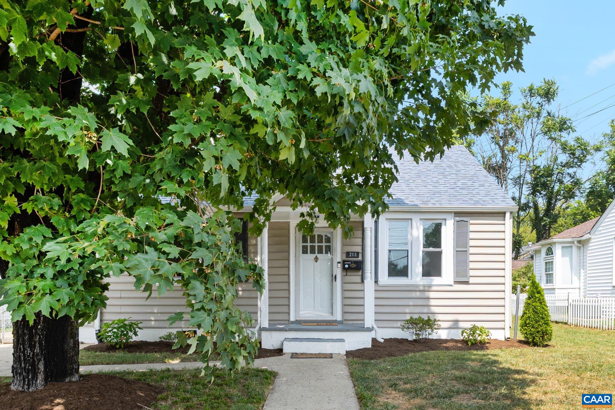 213 MEADE AVE
