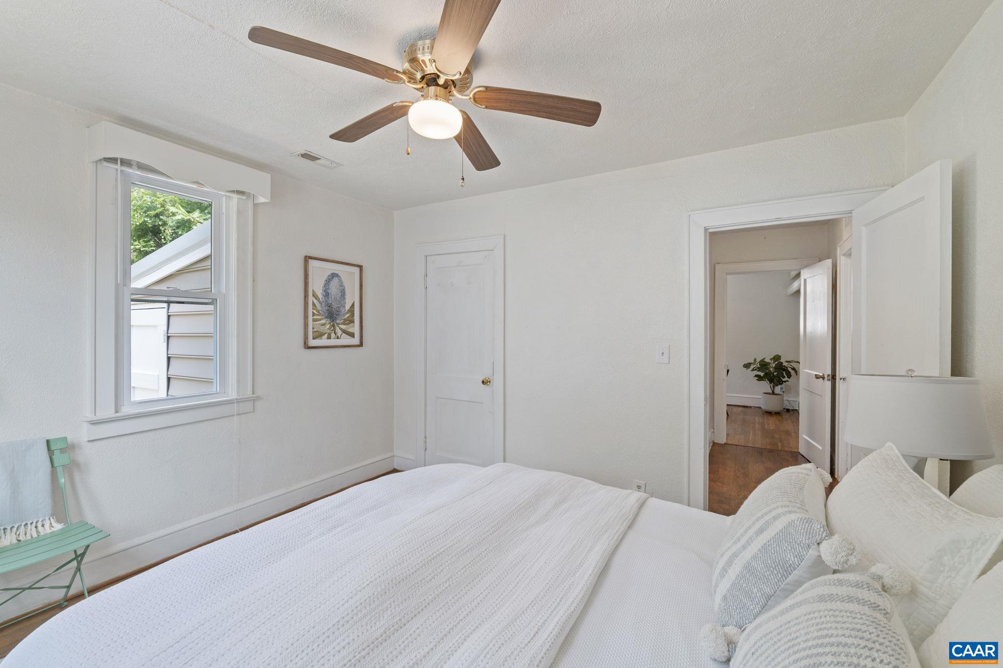 213 MEADE AVE