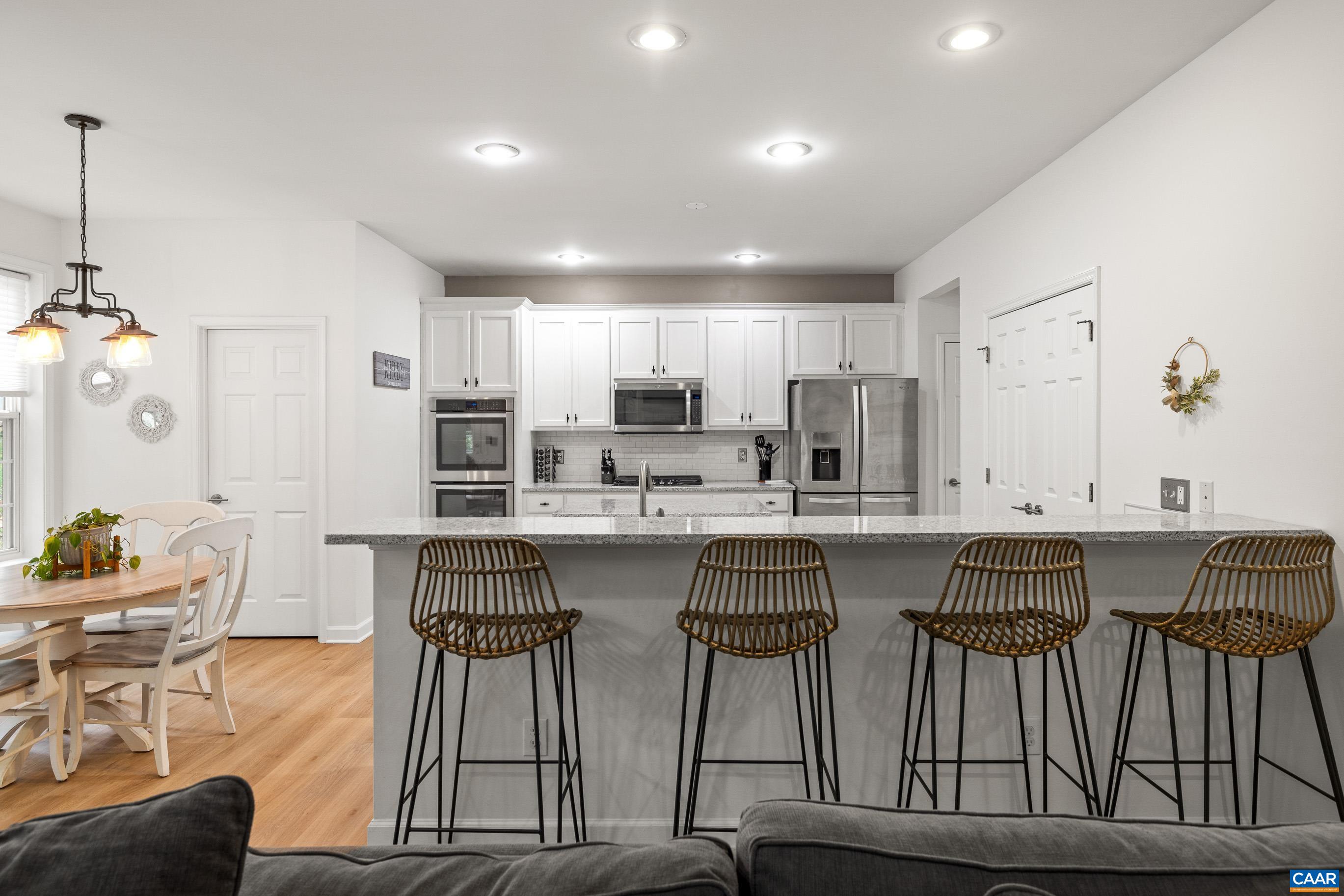 1089 OLYMPIA DR