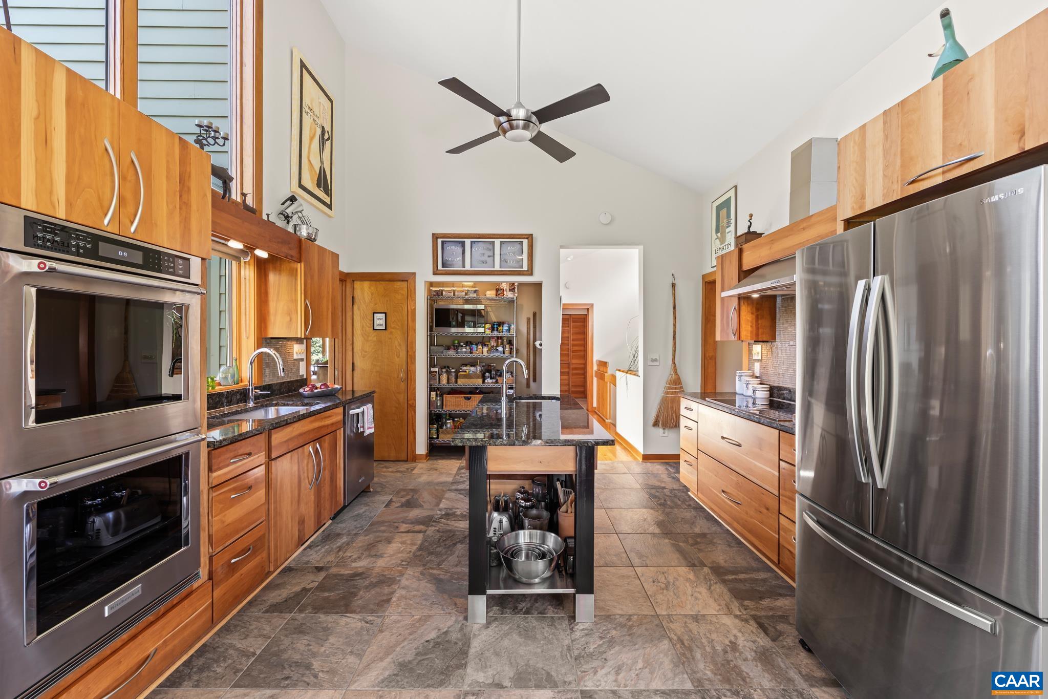 456 ROBERTS MOUNTAIN RD