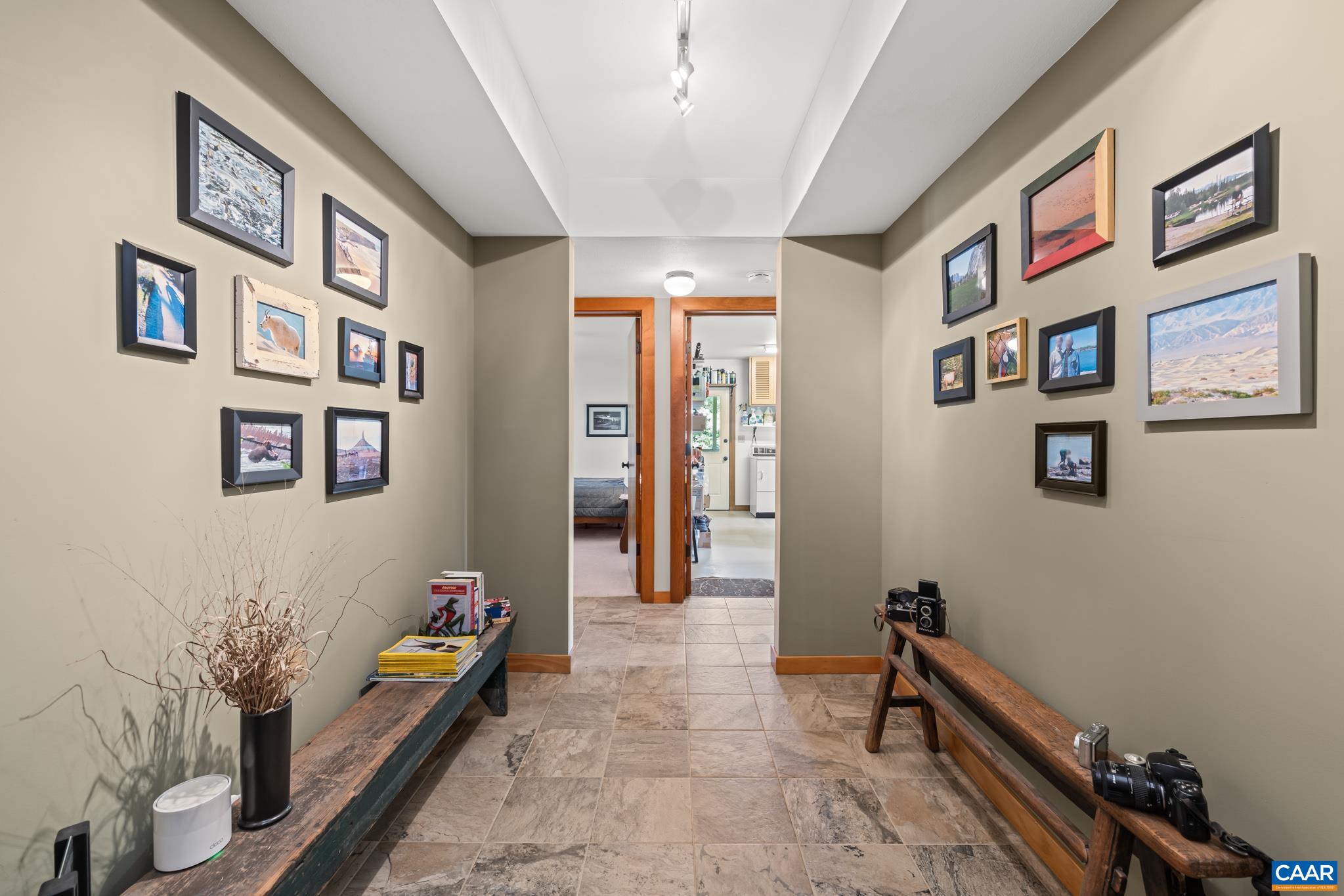 456 ROBERTS MOUNTAIN RD
