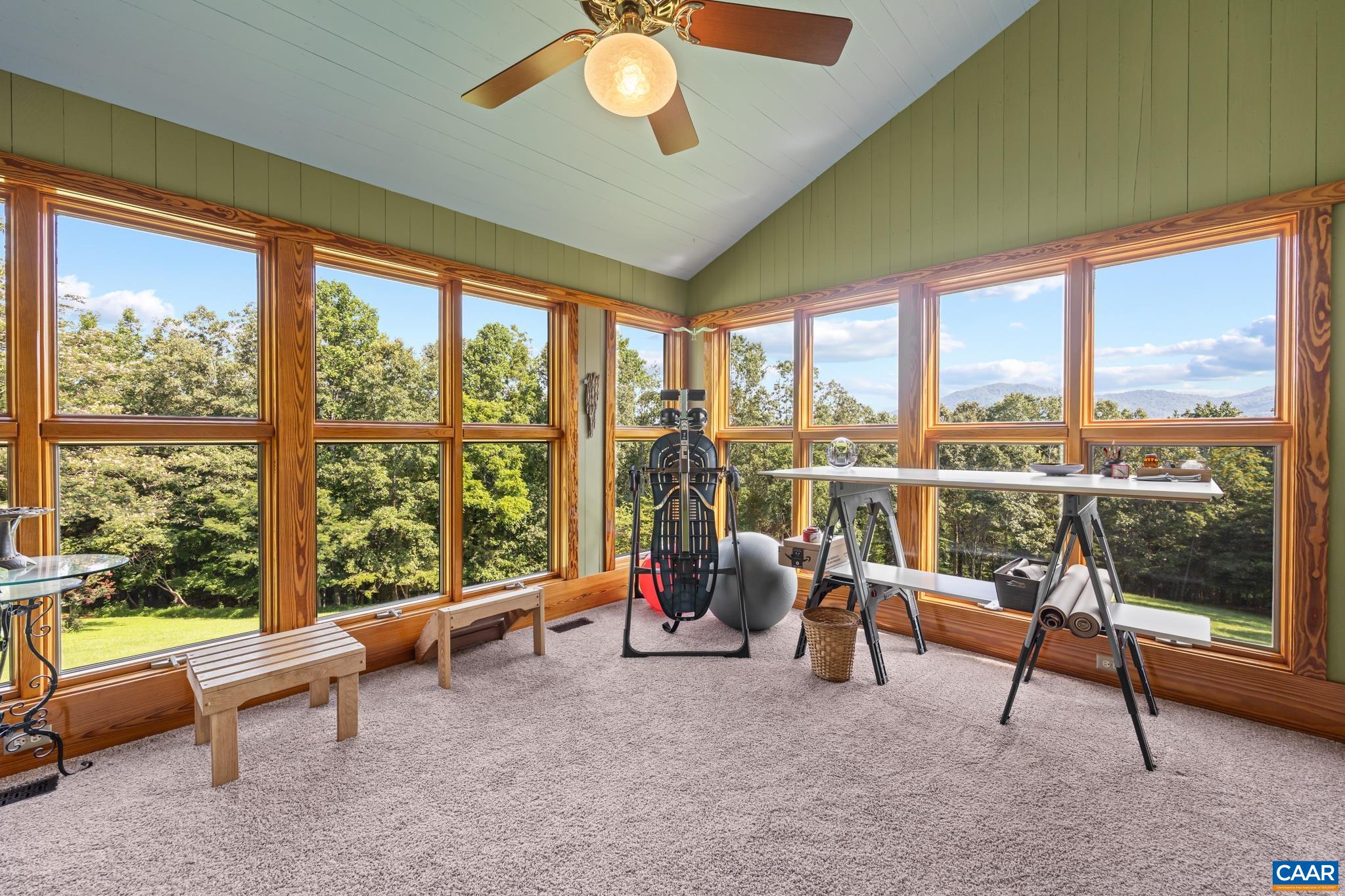 456 ROBERTS MOUNTAIN RD