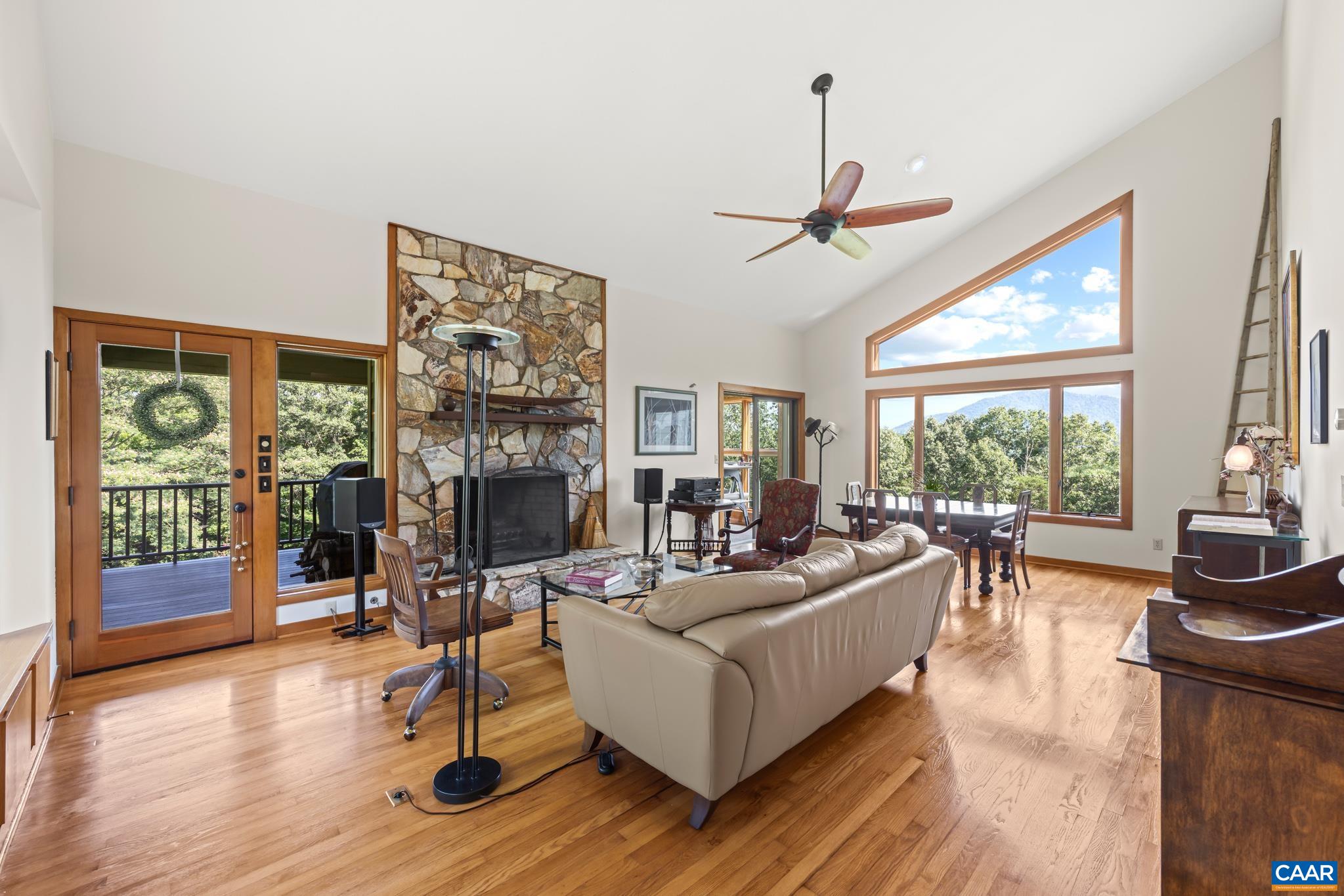 456 ROBERTS MOUNTAIN RD