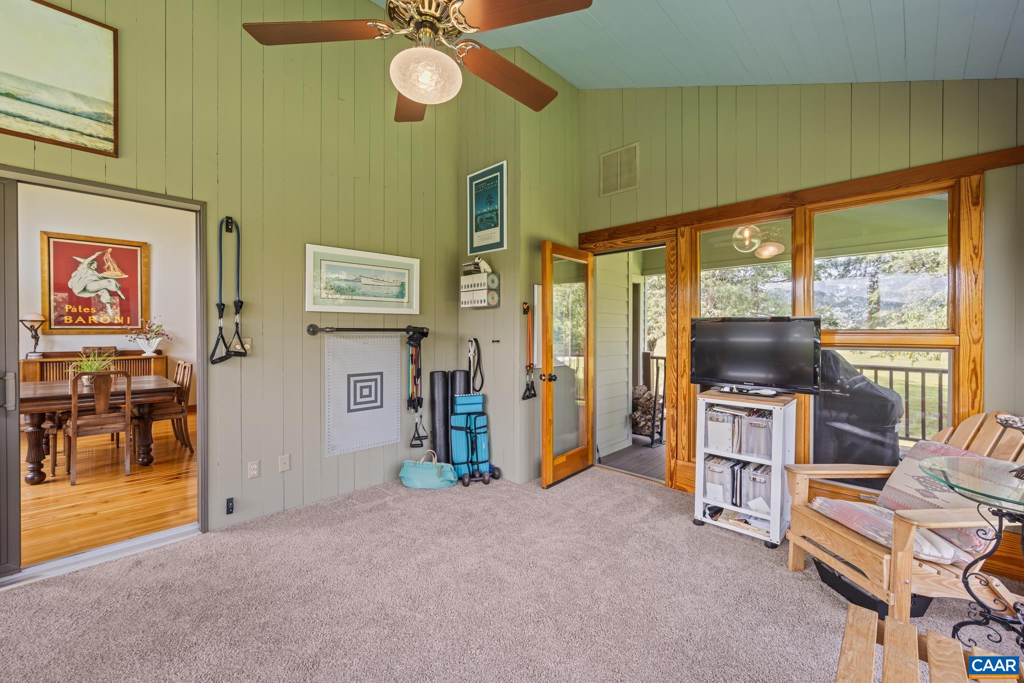 456 ROBERTS MOUNTAIN RD