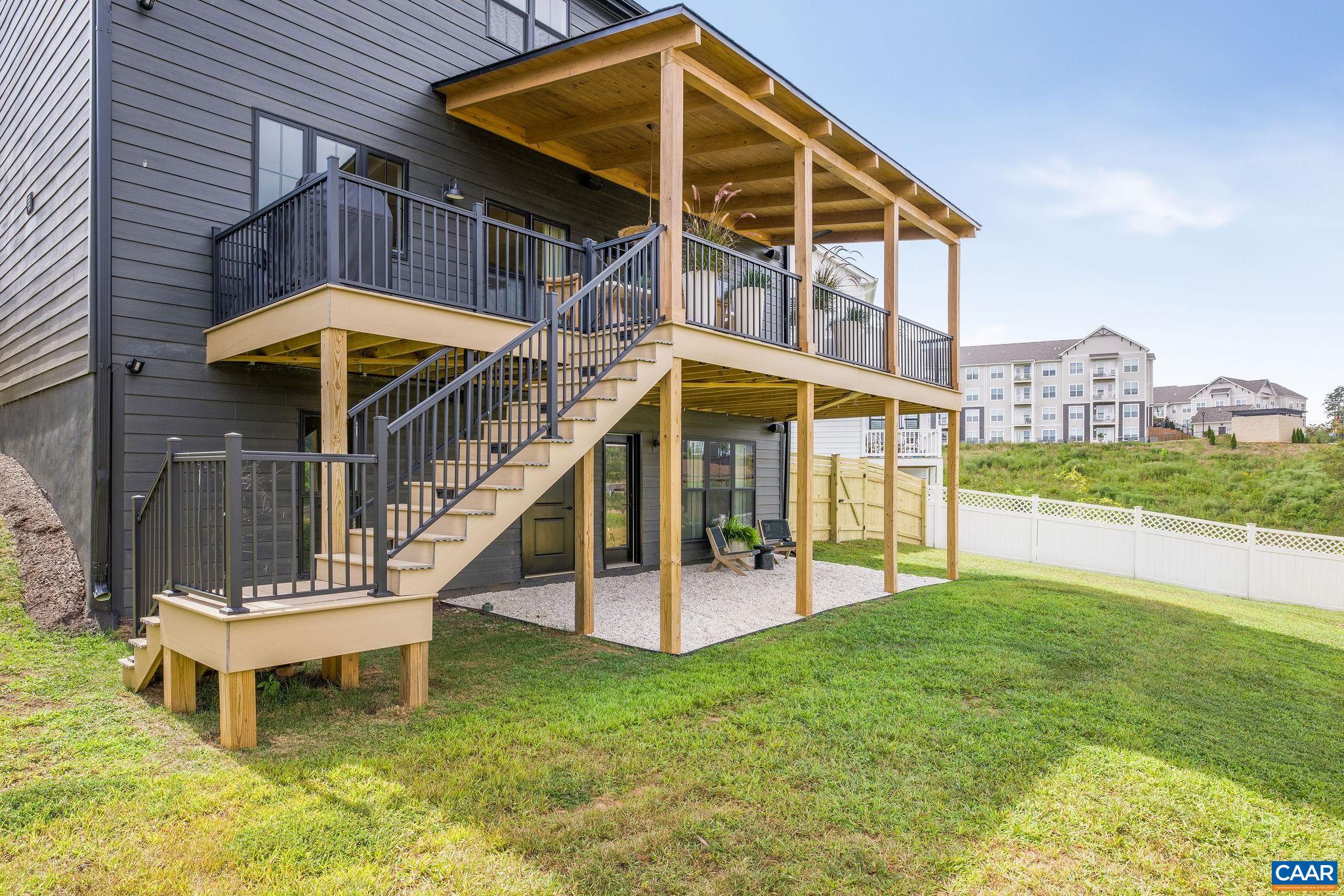 3706 THICKET RUN PL