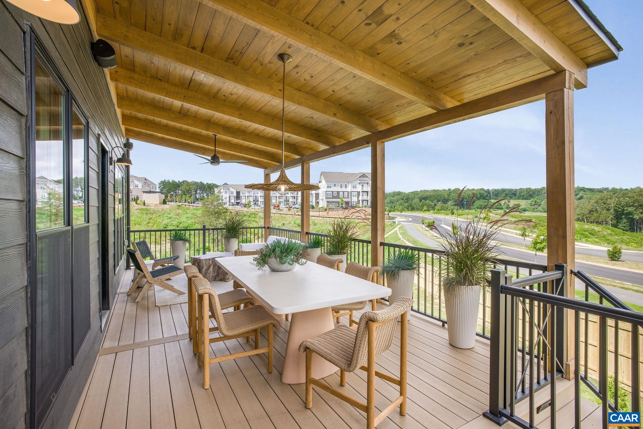 3706 THICKET RUN PL