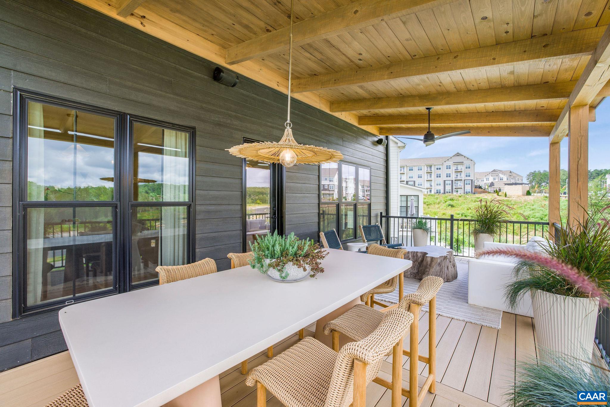 3706 THICKET RUN PL